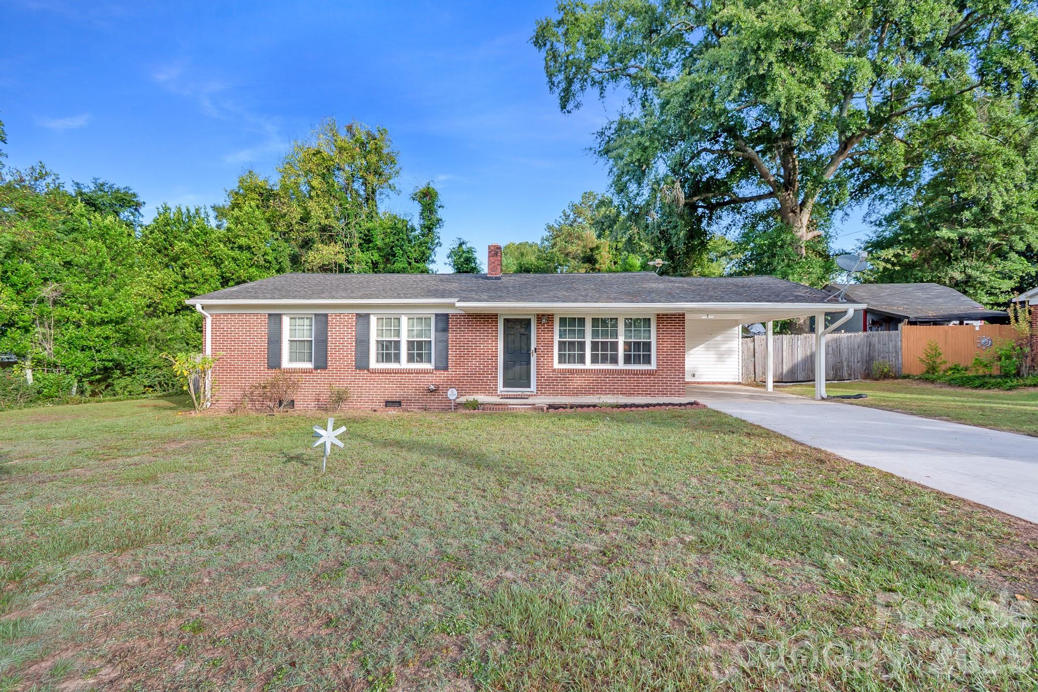 304 Sumter Street Property Photo 32