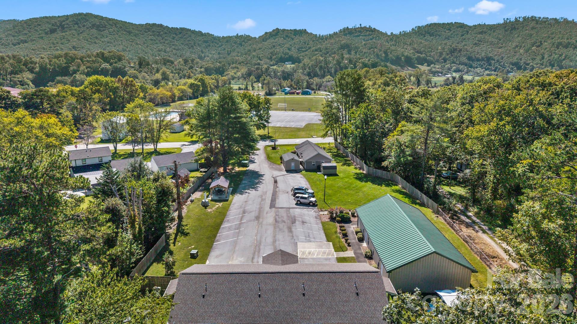 1589 Cane Creek Road Property Photo 4
