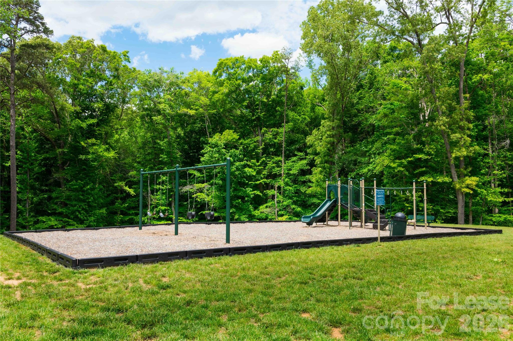2880 Sherrills Stream Drive Property Photo 26