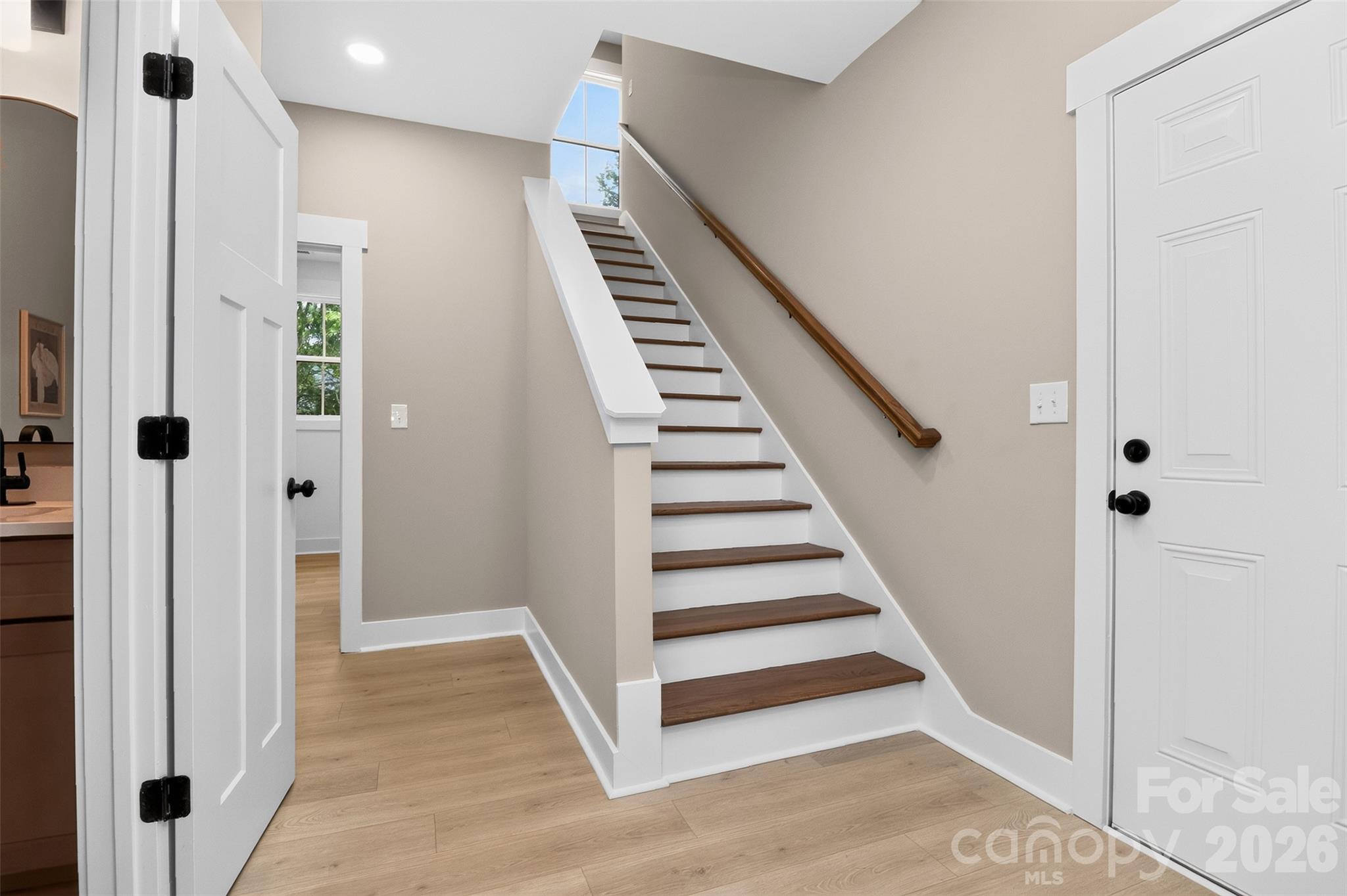 1001 Croatoan Drive Property Photo 32