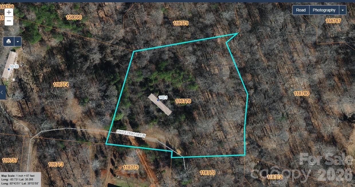 1021 Sweetbriar Lane Property Photo 2