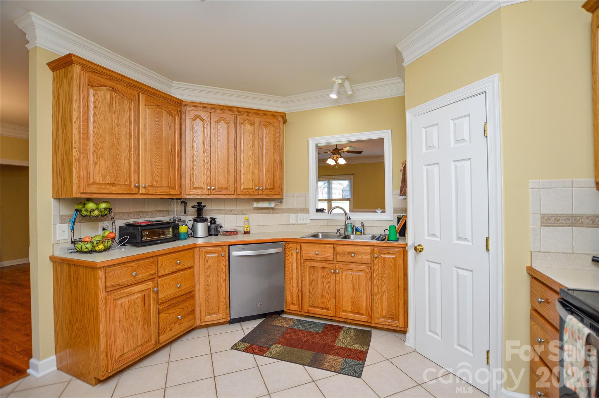 8819 Erbach Lane Property Photo 31