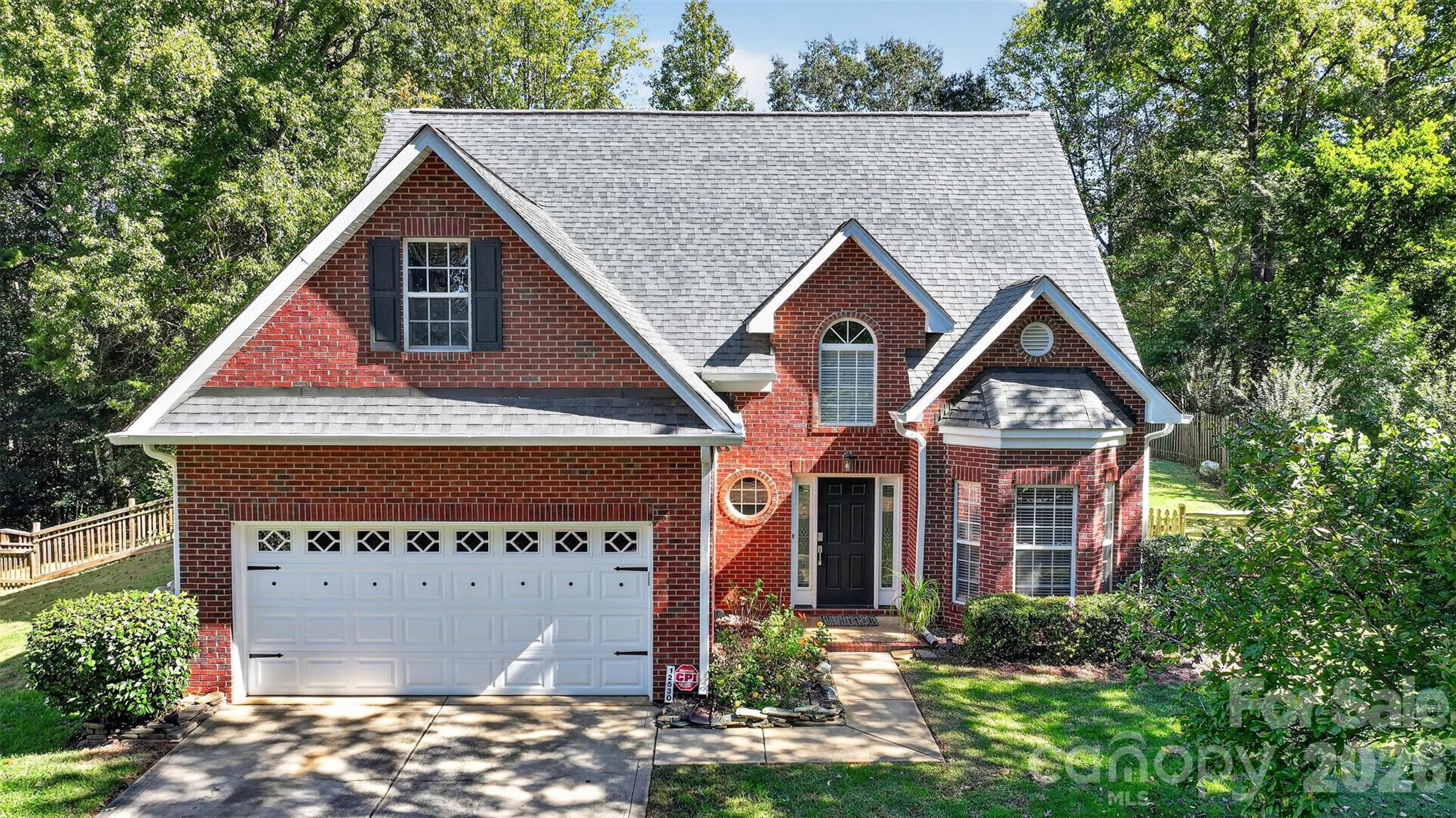 12530 Windward Oaks Drive Property Photo 1