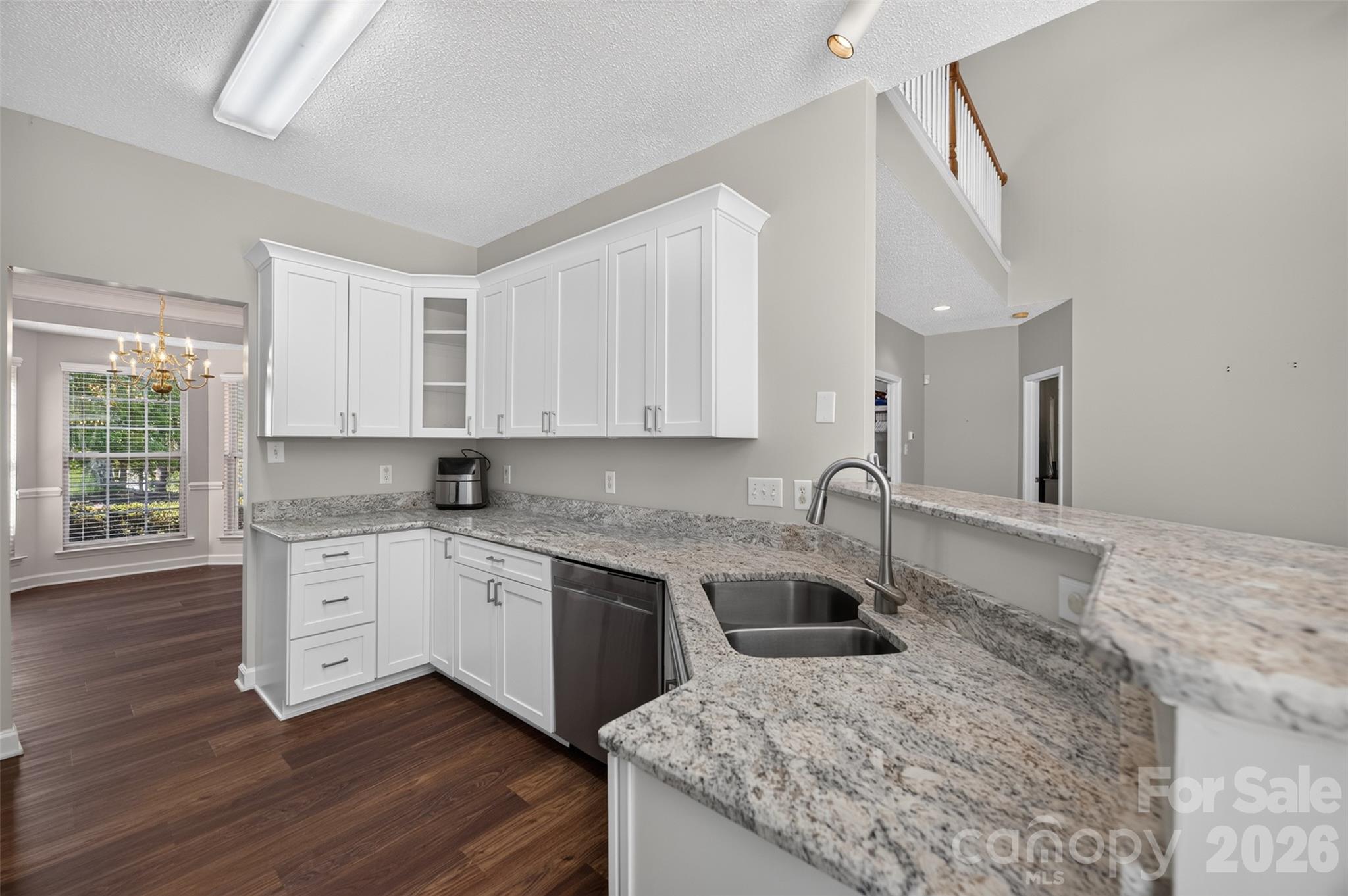 12530 Windward Oaks Drive Property Photo 9