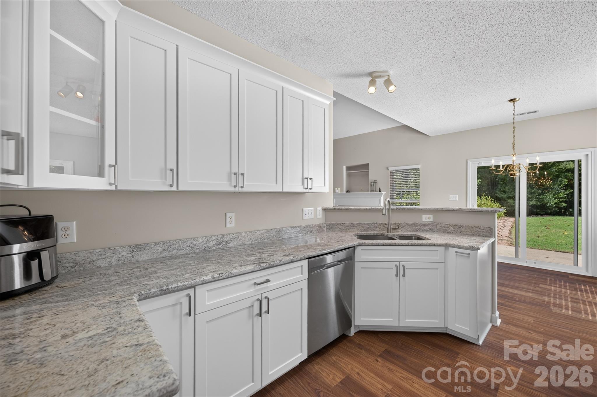 12530 Windward Oaks Drive Property Photo 12