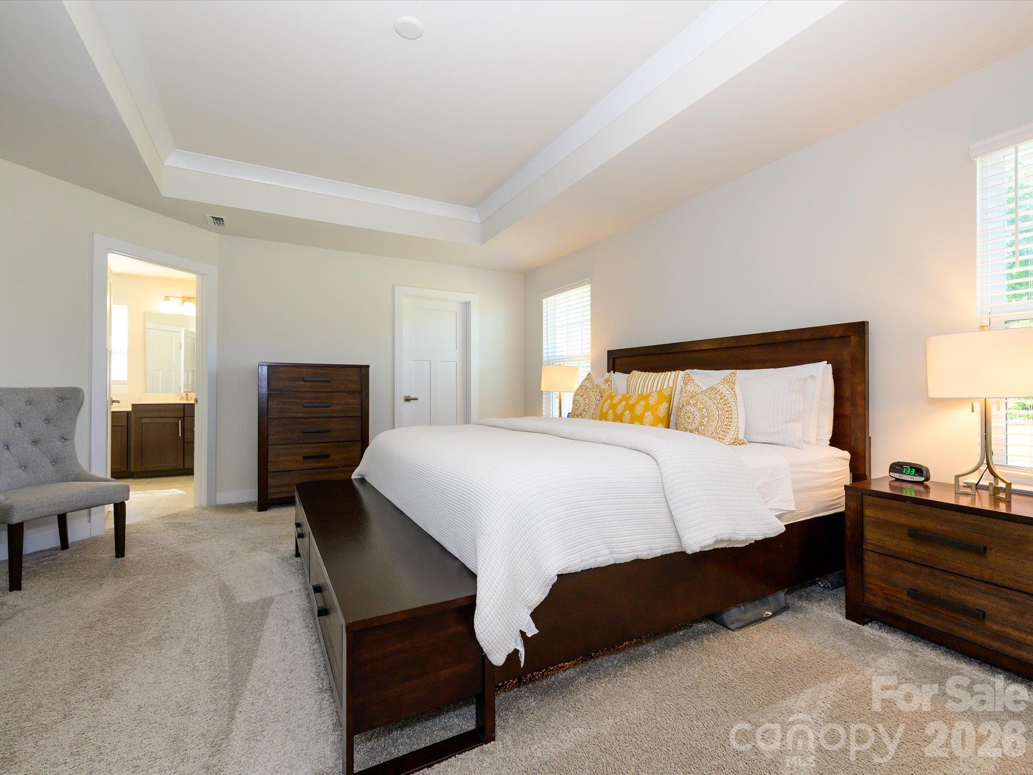 8504 Everwood Avenue Property Photo 26