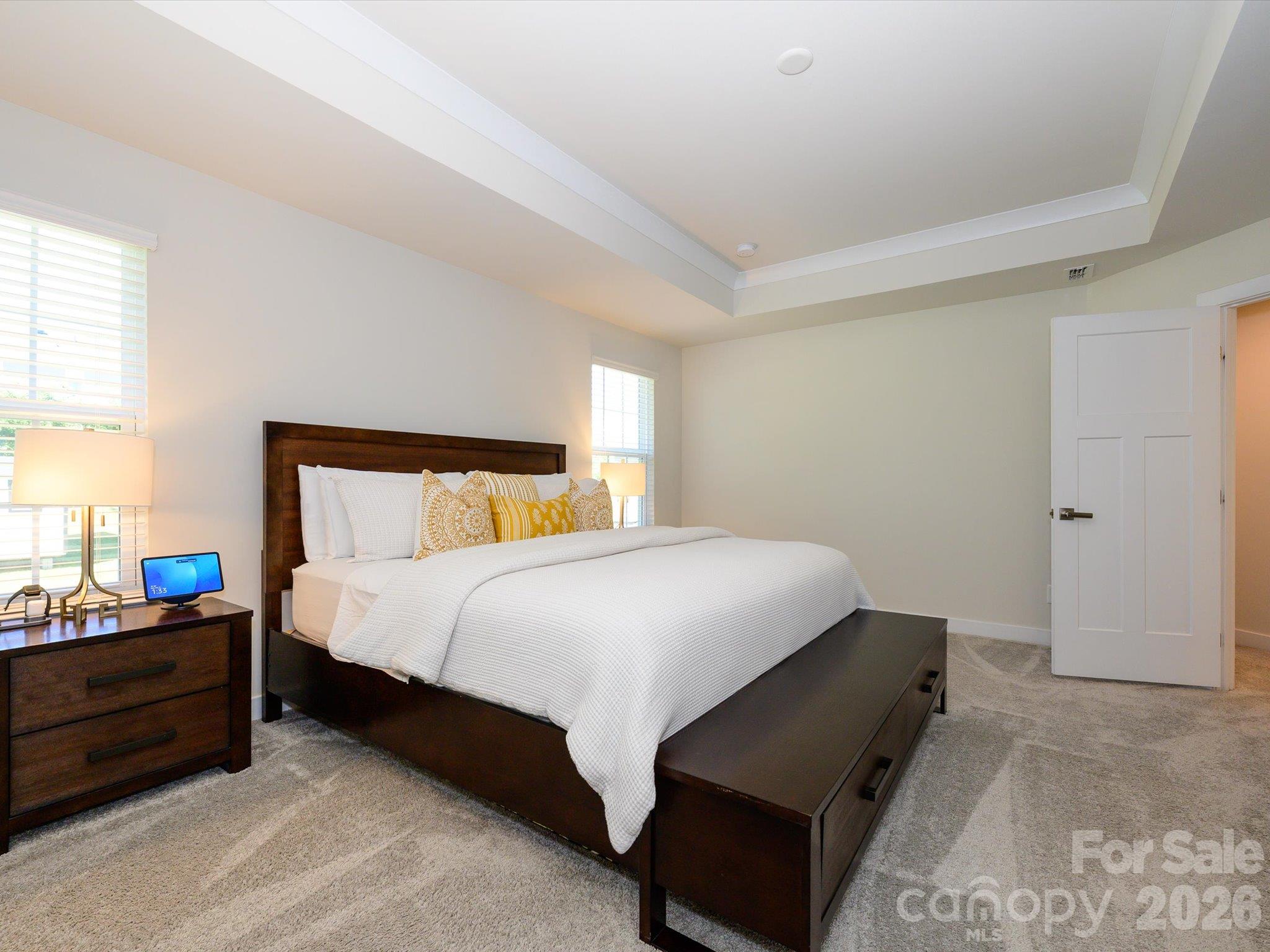 8504 Everwood Avenue Property Photo 27