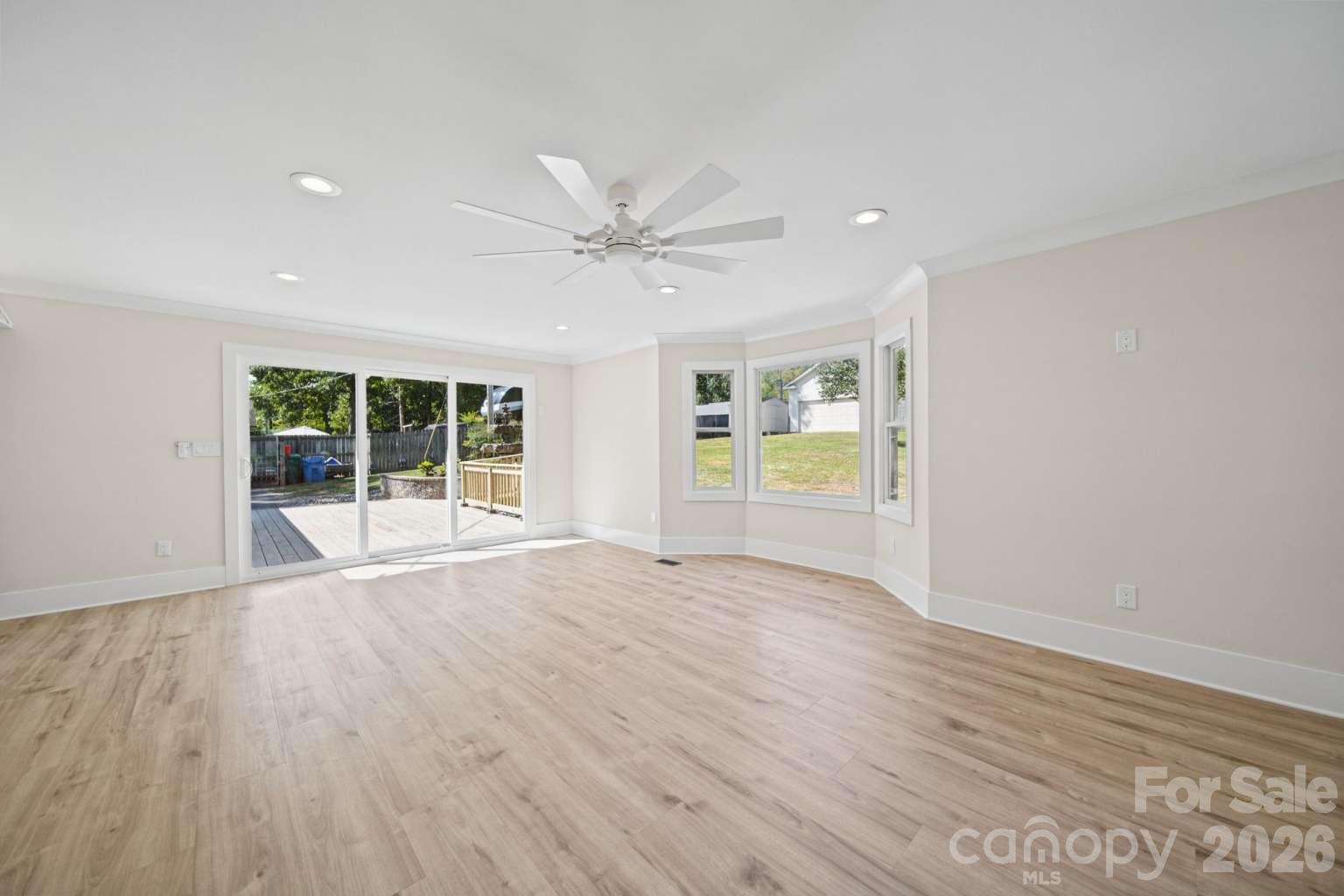 7301 Pine Lake Lane Property Photo 21