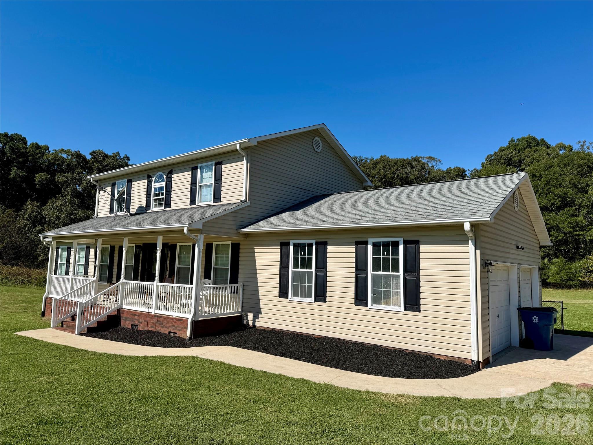 3011 1 Wood Road Property Photo 2