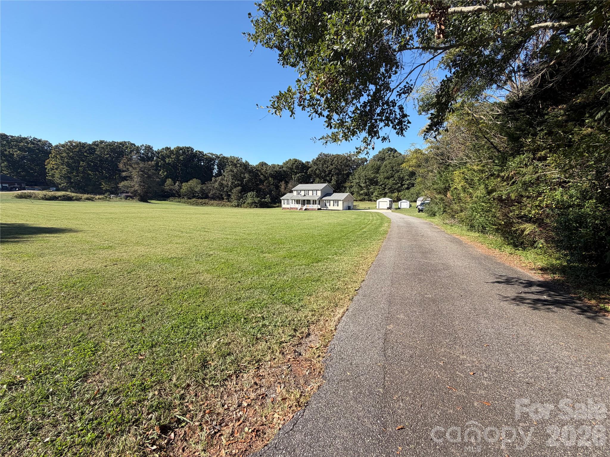 3011 1 Wood Road Property Photo 3