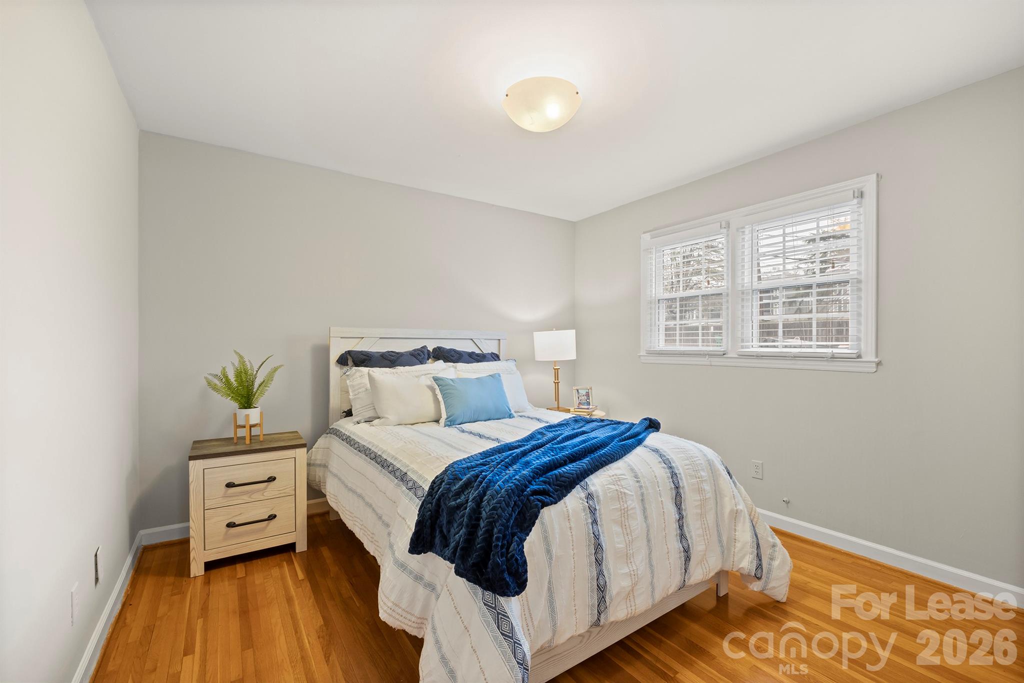 910 Mcalway Road E Property Photo 19