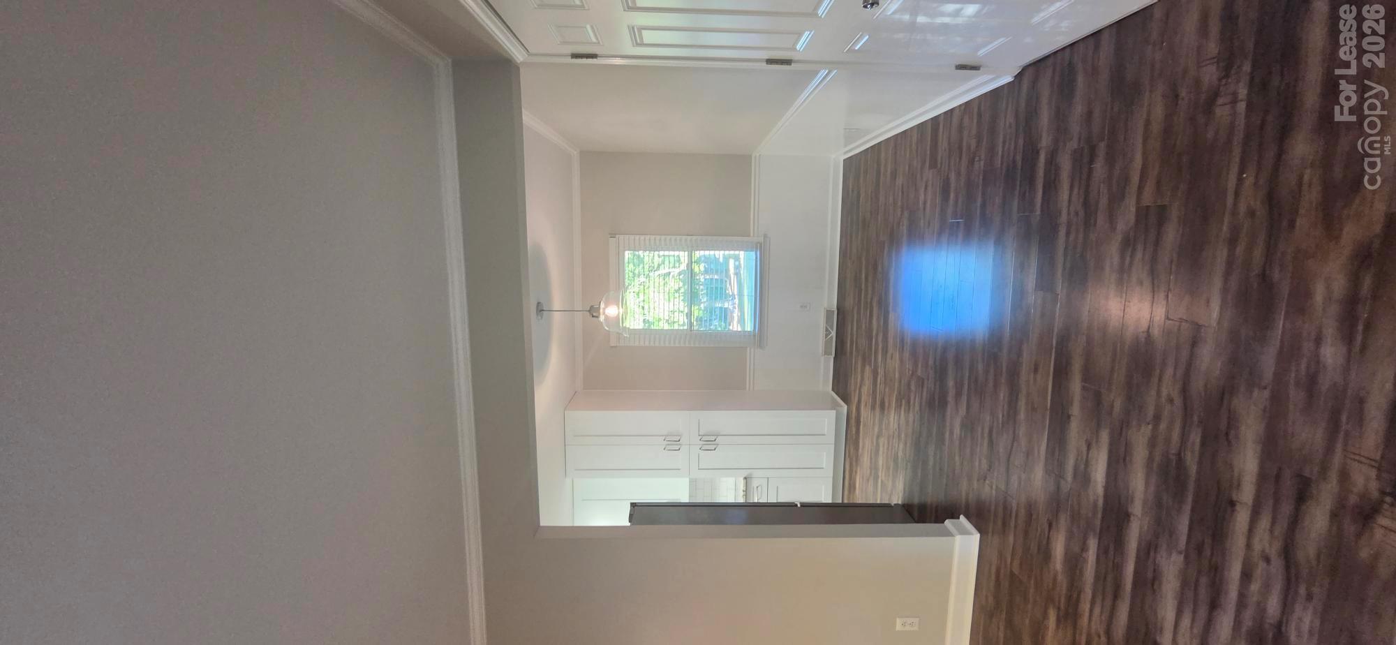 213 Pelham Lane Property Photo 12