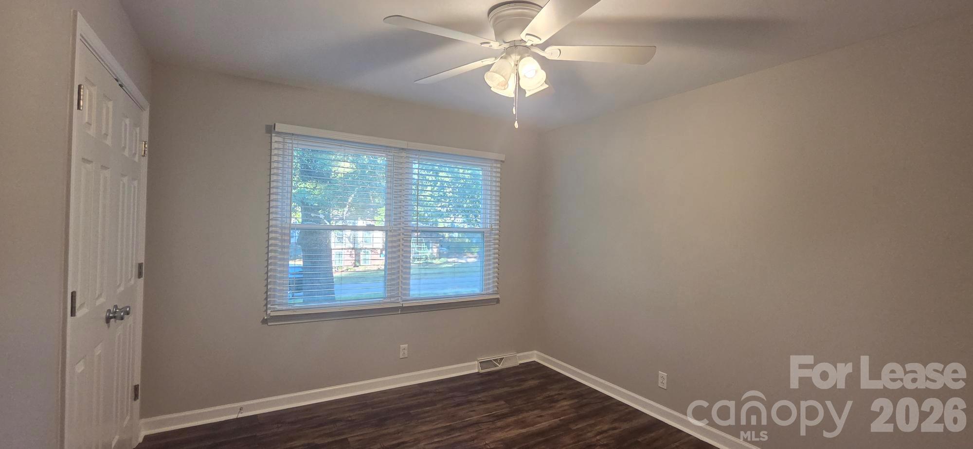 213 Pelham Lane Property Photo 13