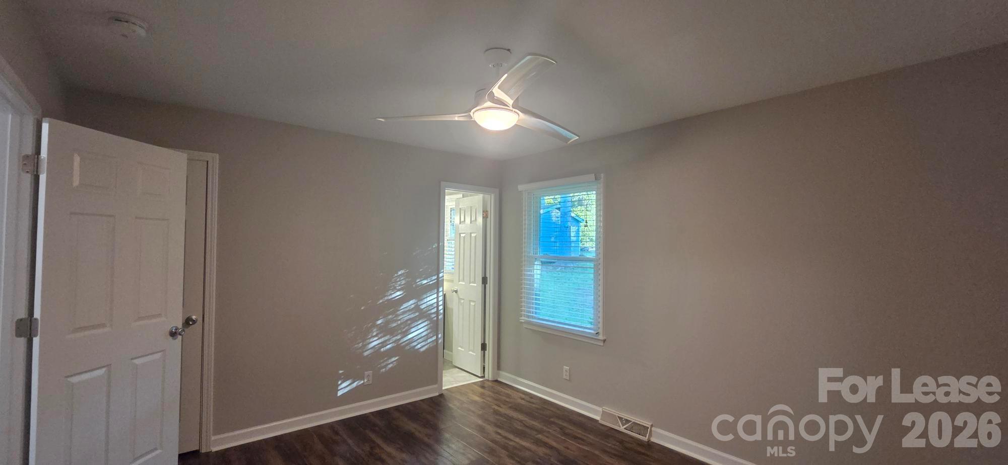 213 Pelham Lane Property Photo 23