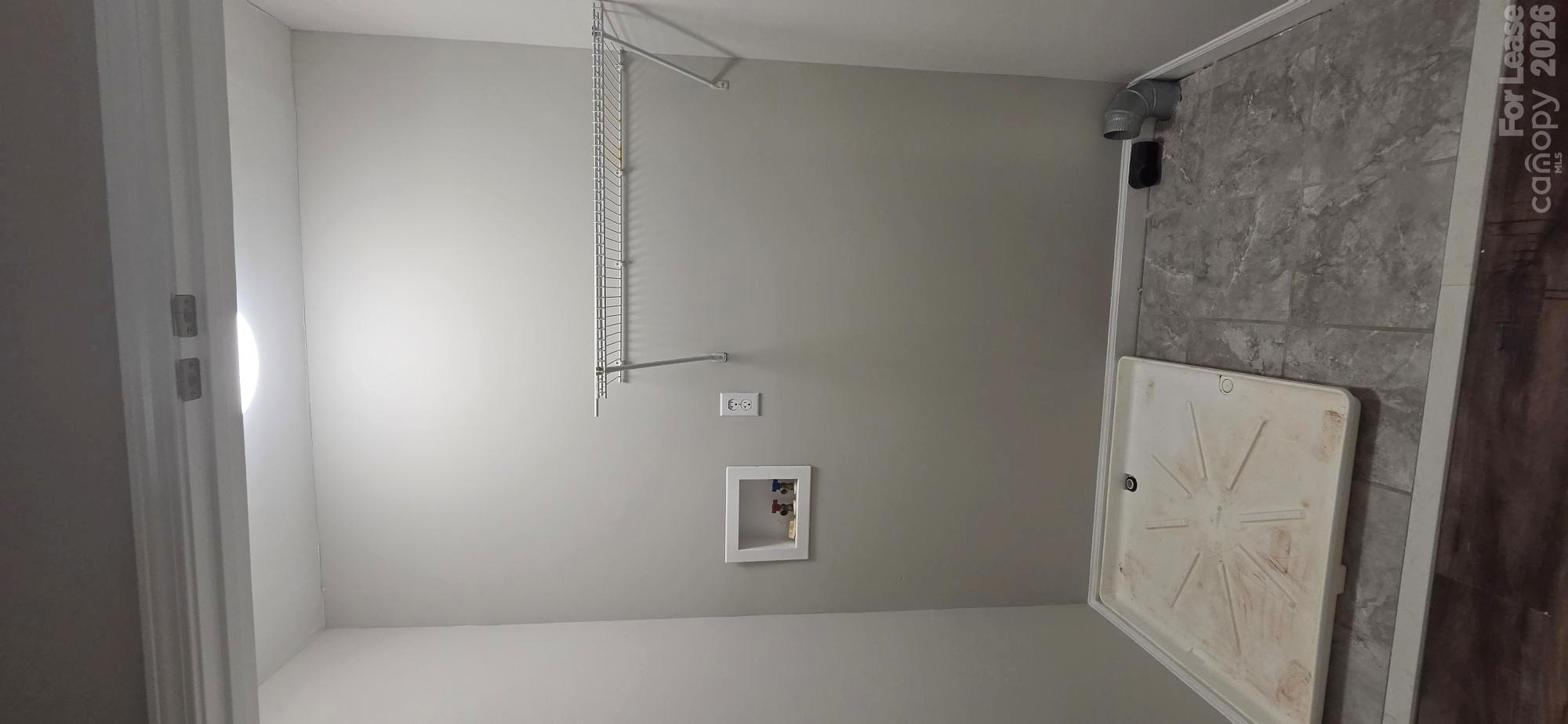 213 Pelham Lane Property Photo 27