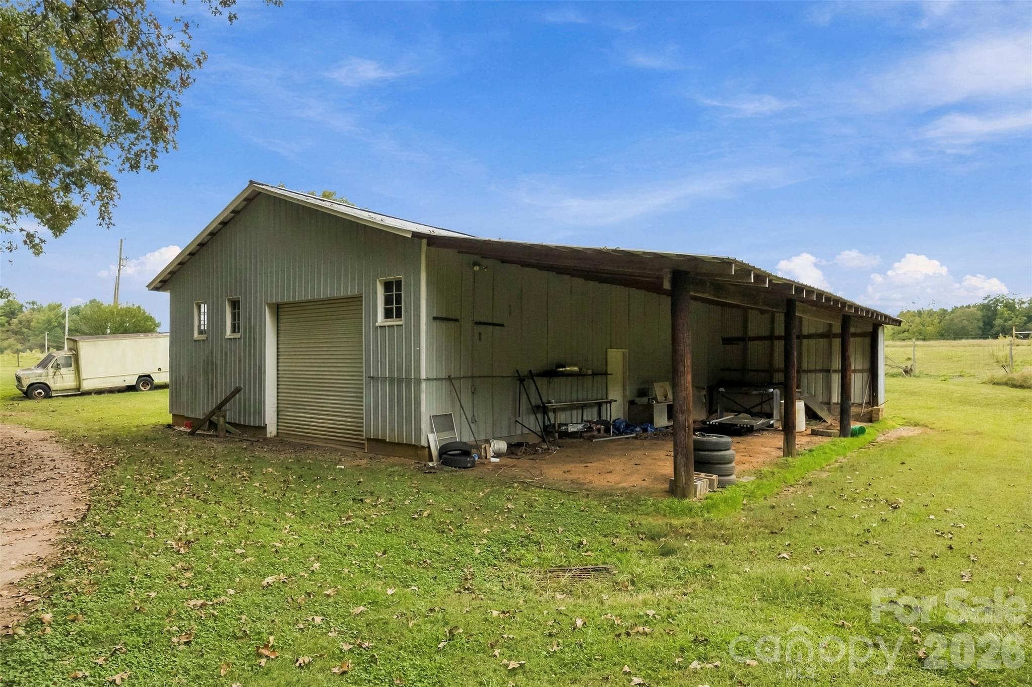 221 Lee Black Road Property Photo 6