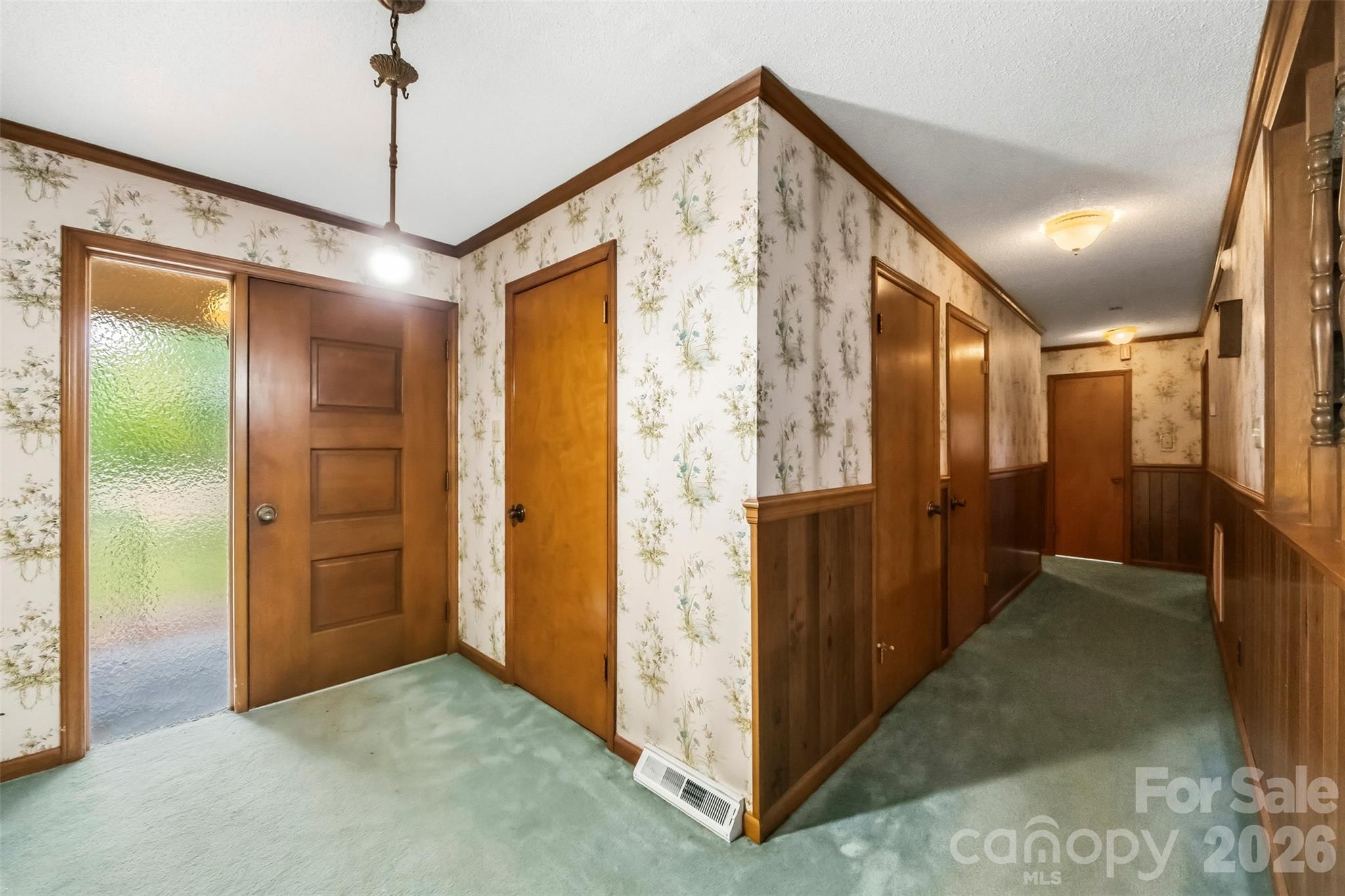 221 Lee Black Road Property Photo 14