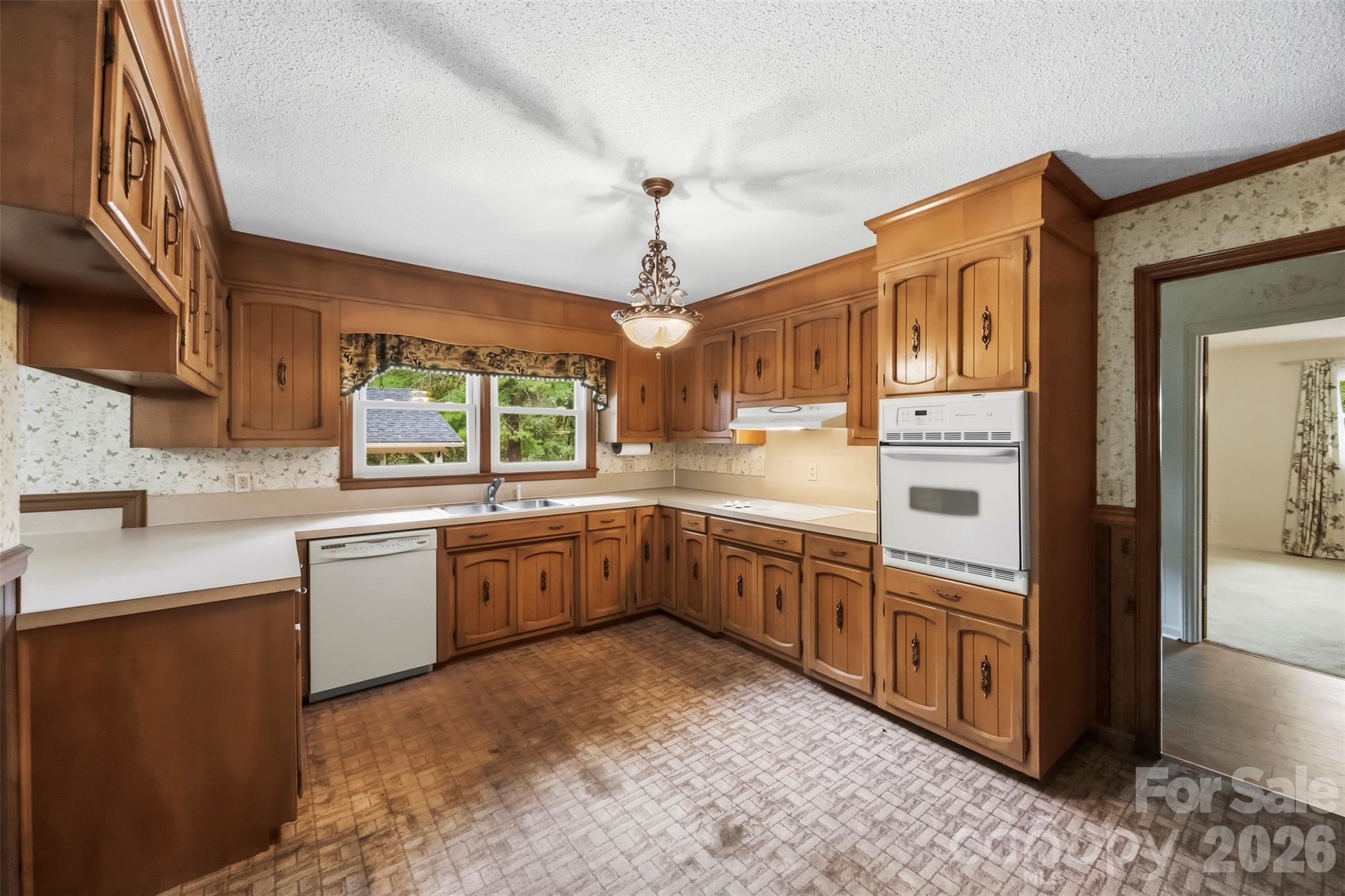 221 Lee Black Road Property Photo 19