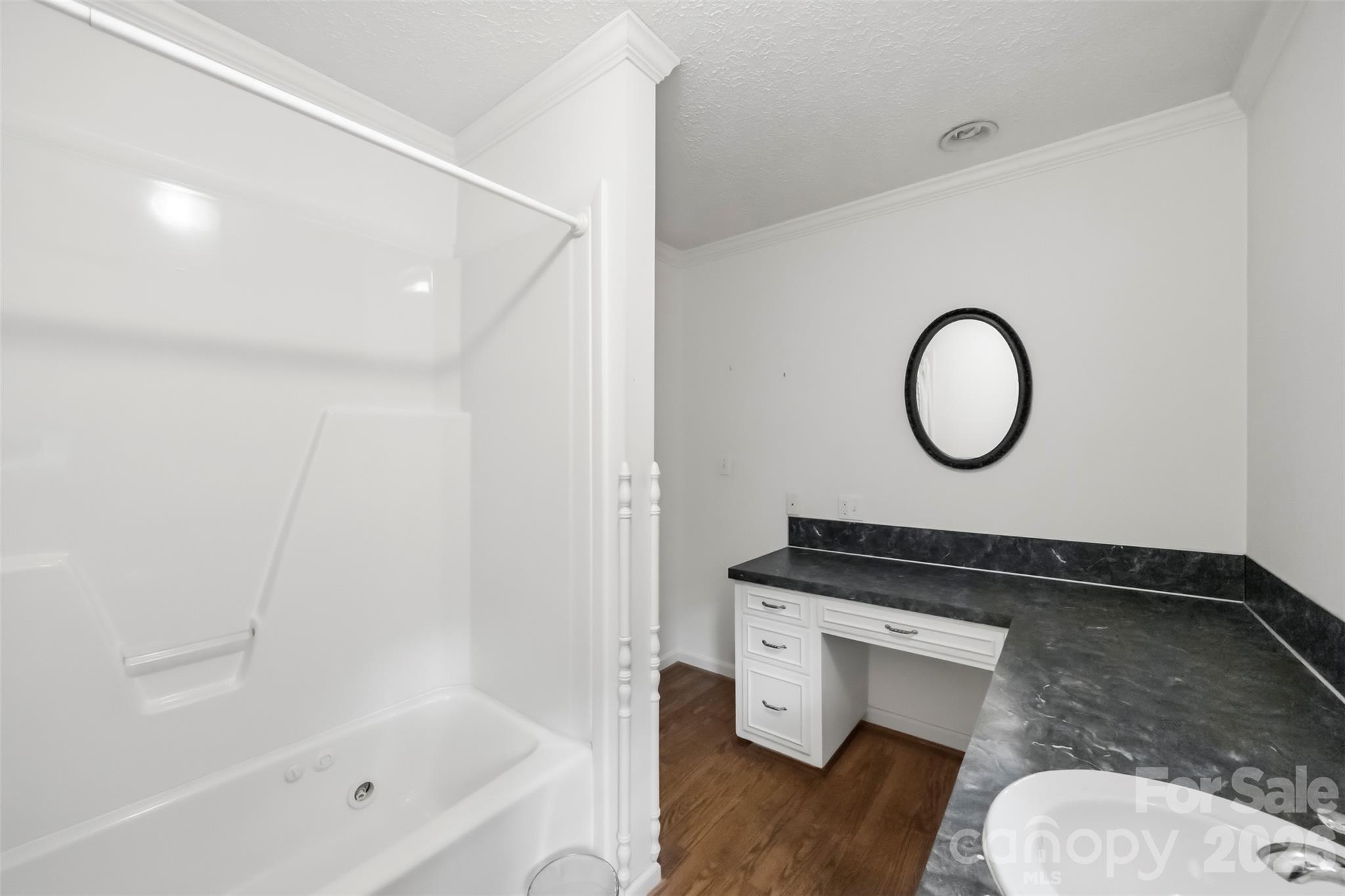 221 Lee Black Road Property Photo 31