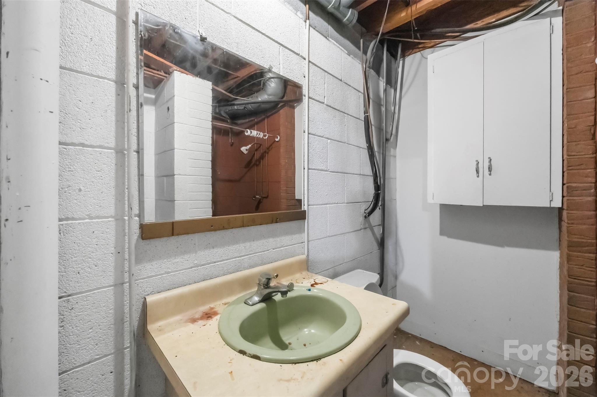 221 Lee Black Road Property Photo 45