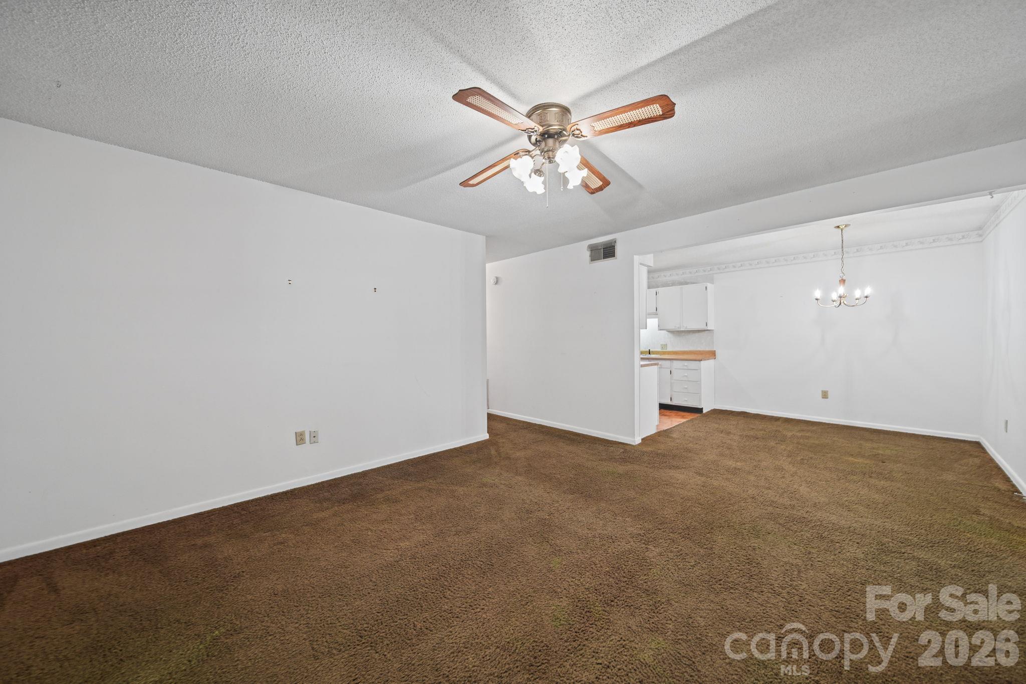 47 Edgewood Avenue Apt. B8 Property Photo 13
