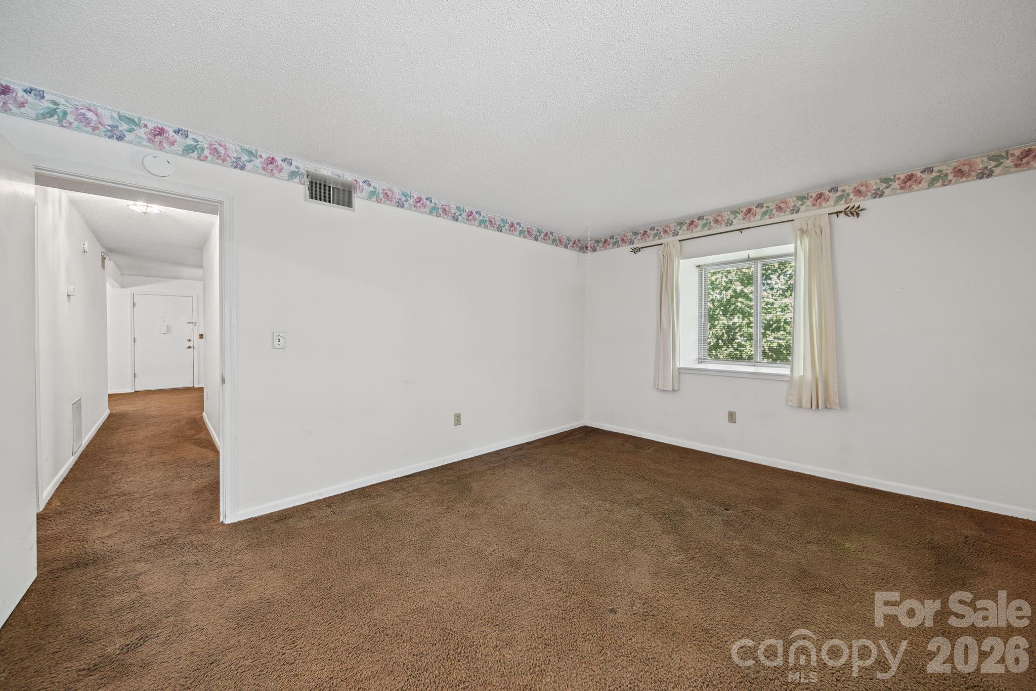 47 Edgewood Avenue Apt. B8 Property Photo 17