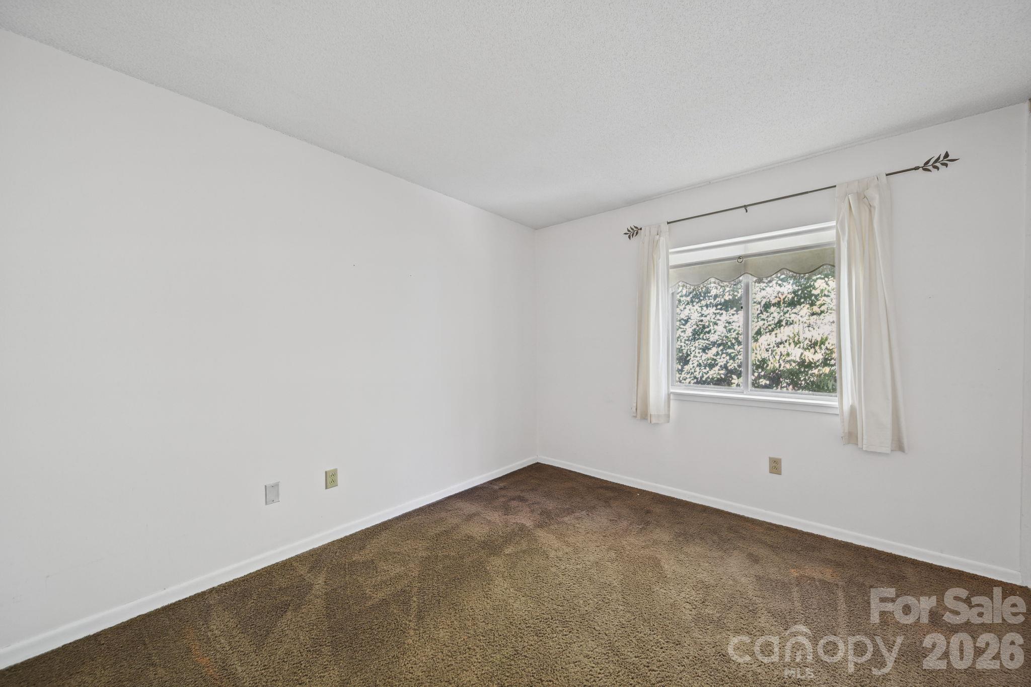 47 Edgewood Avenue Apt. B8 Property Photo 24