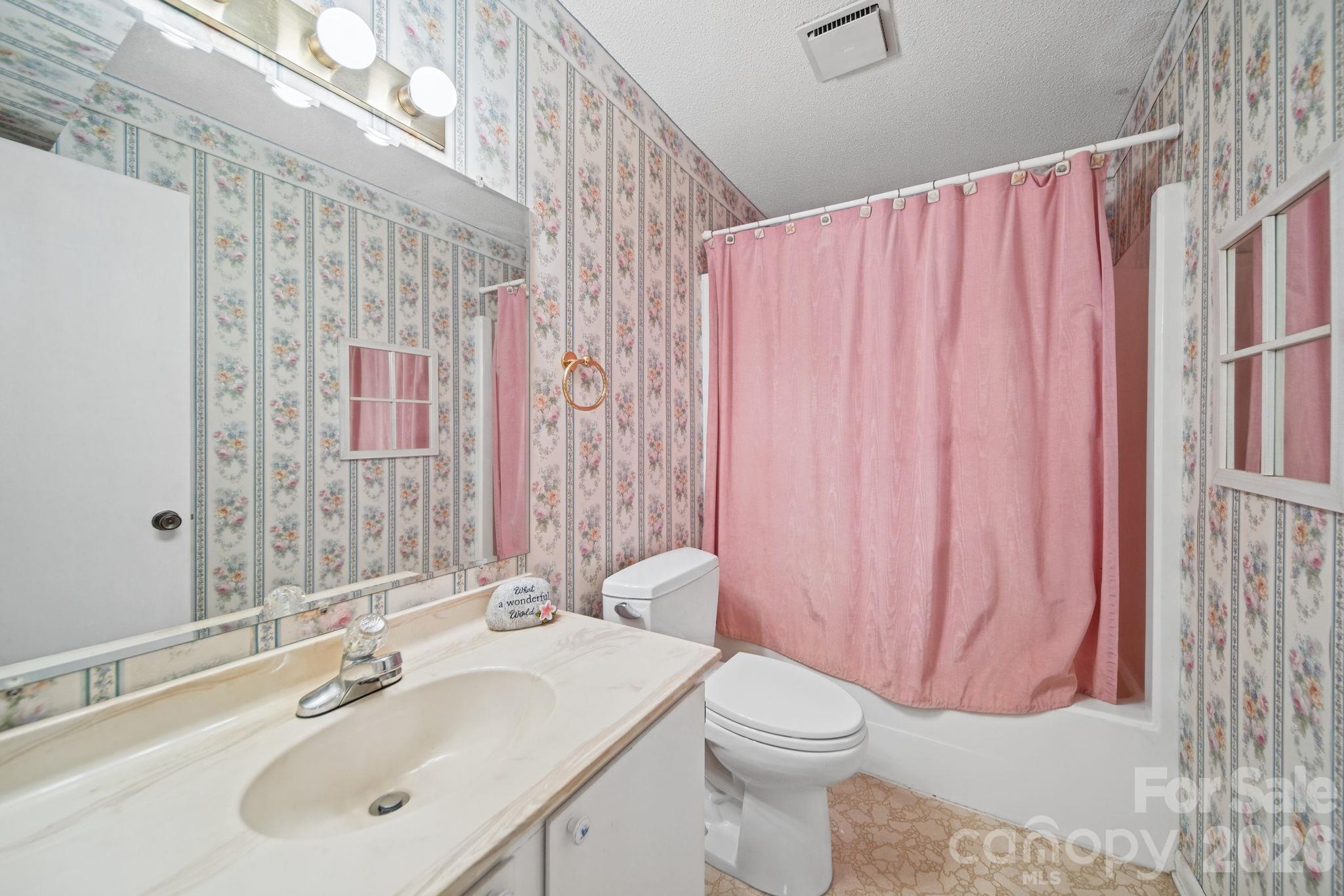 47 Edgewood Avenue Apt. B8 Property Photo 26