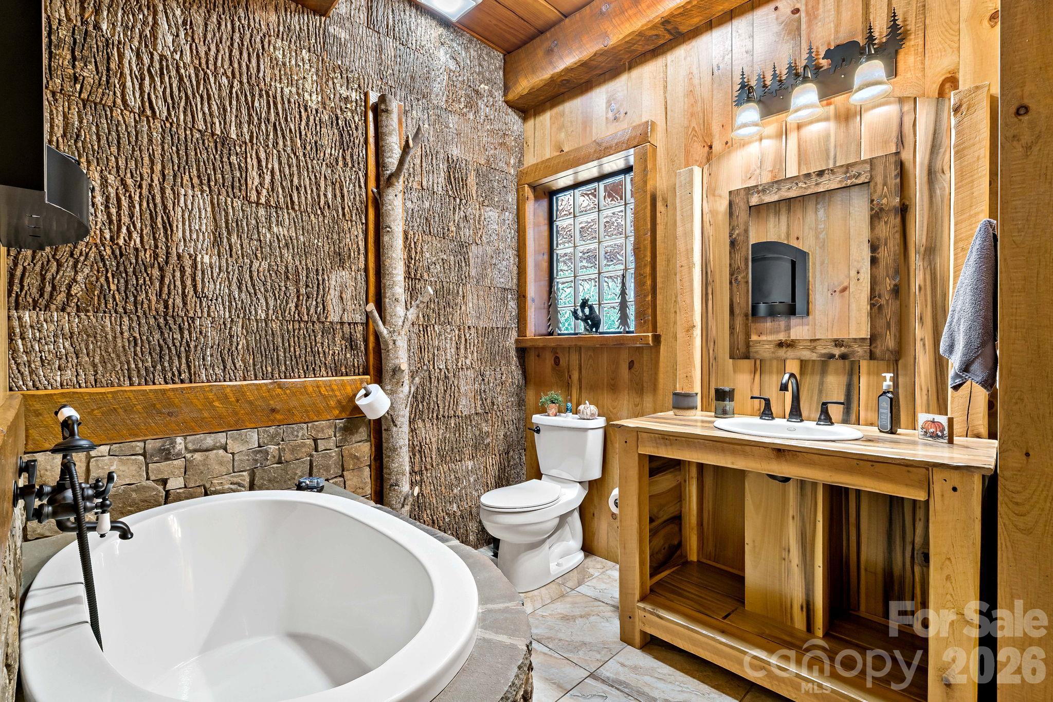 1822 Frog Creek Road Property Photo 24