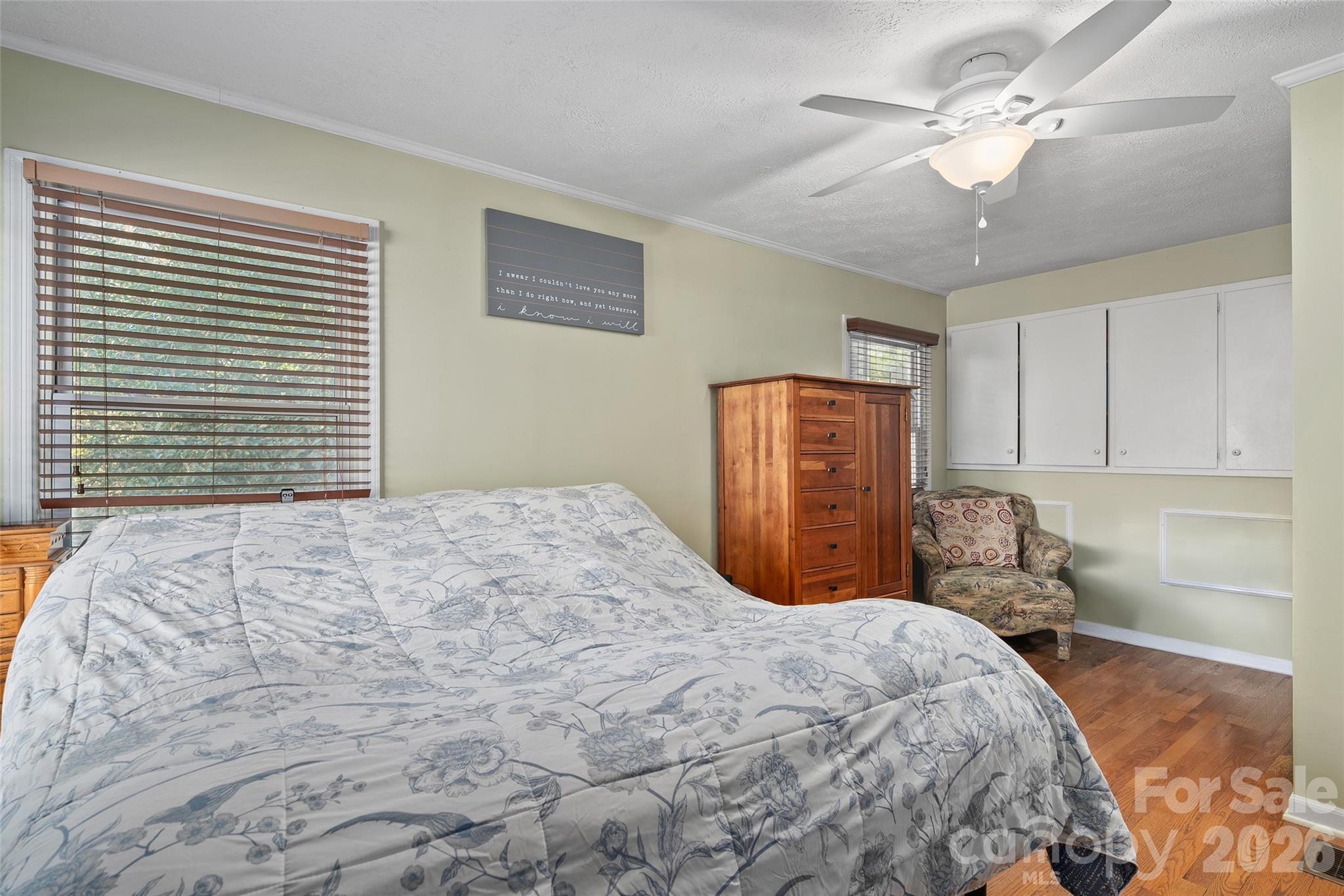 213 Oakmont Drive Property Photo 16