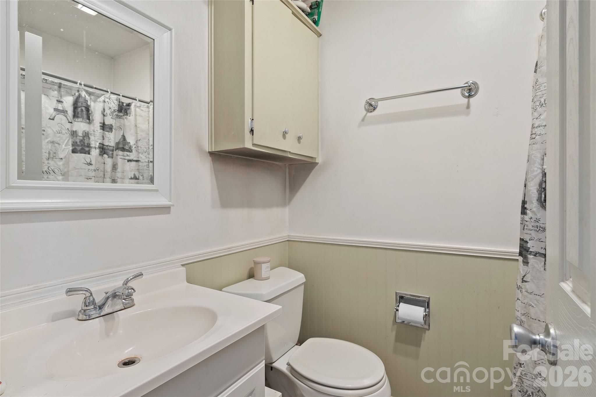213 Oakmont Drive Property Photo 18