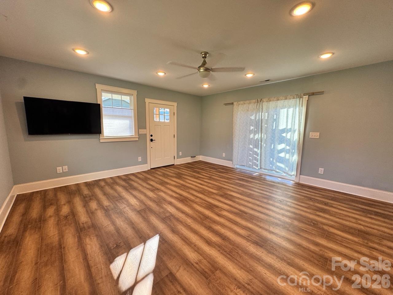 52 North Lane Property Photo 6