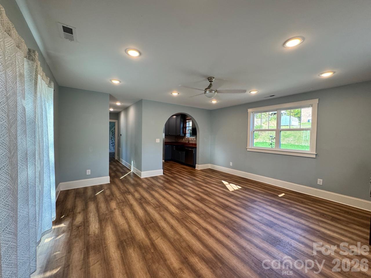 52 North Lane Property Photo 8