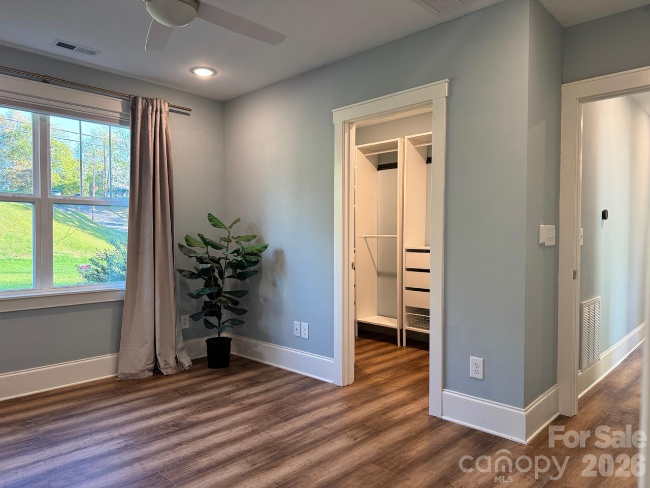 52 North Lane Property Photo 14