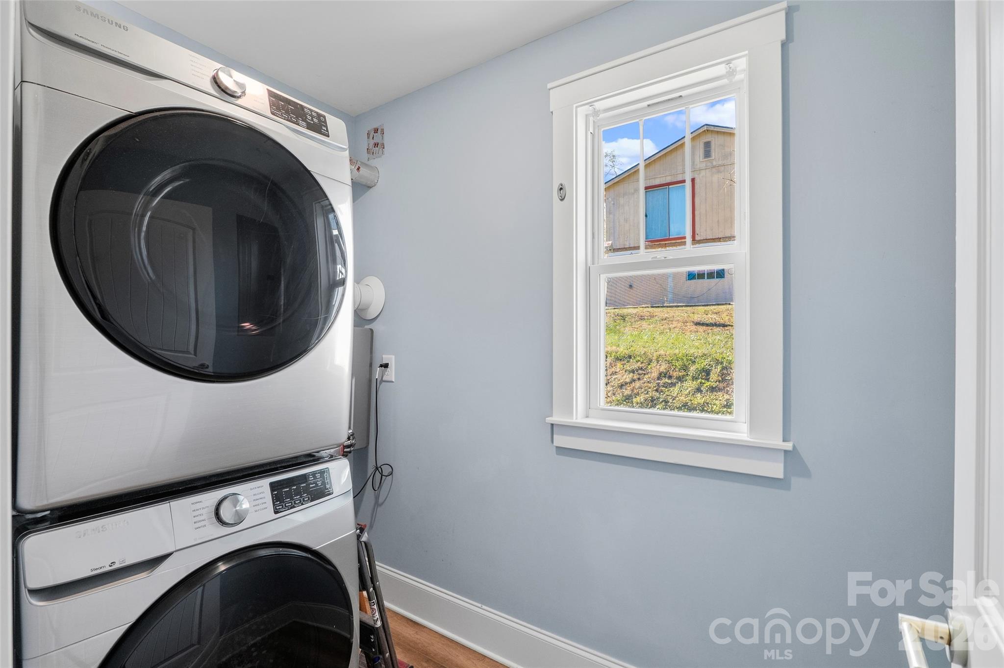 52 North Lane Property Photo 16