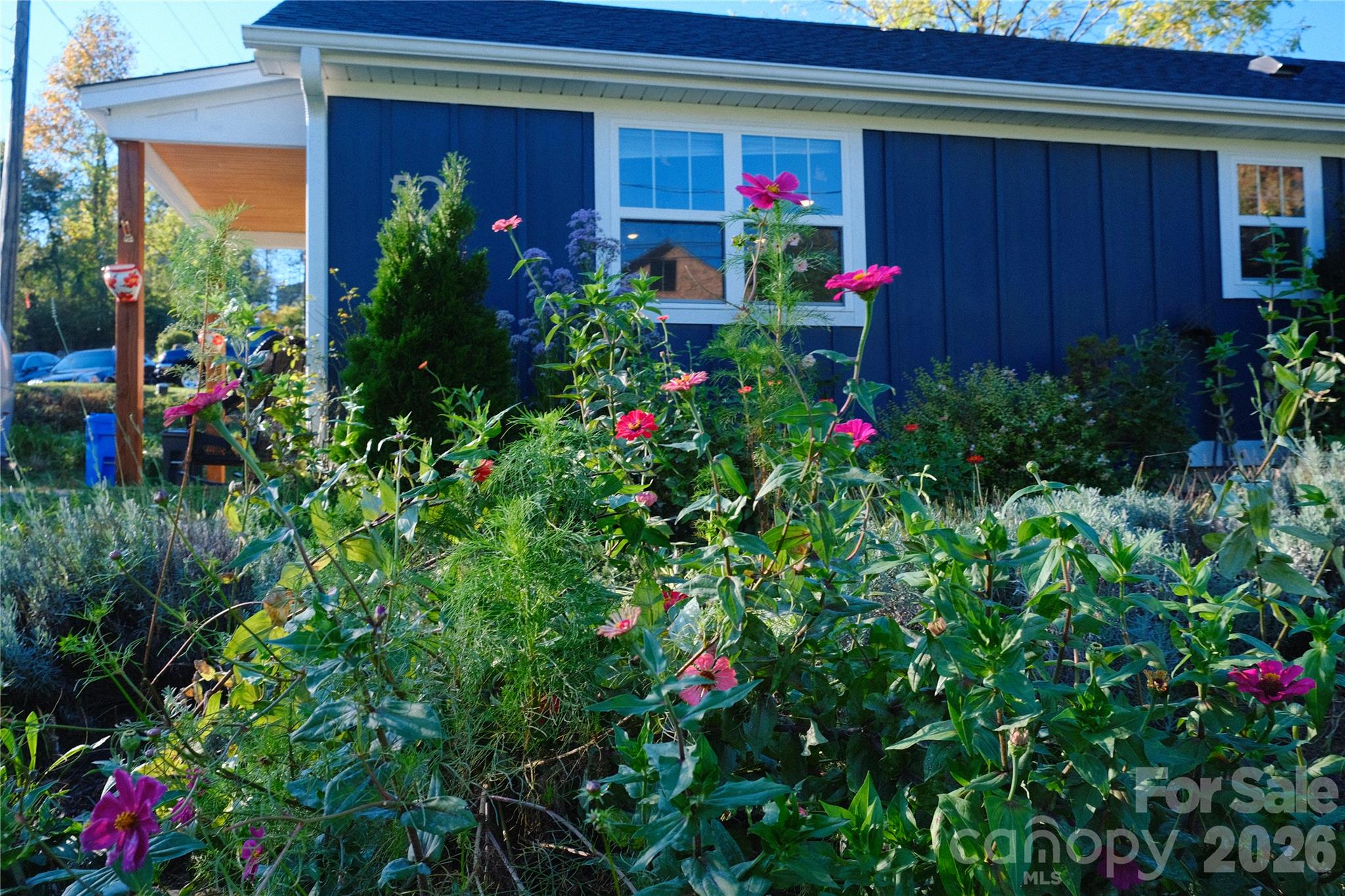 52 North Lane Property Photo 21