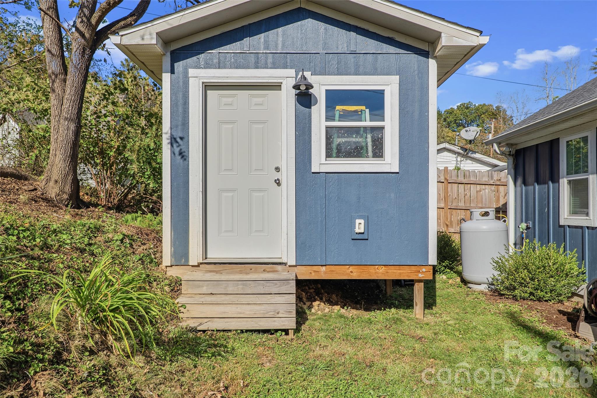 52 North Lane Property Photo 21