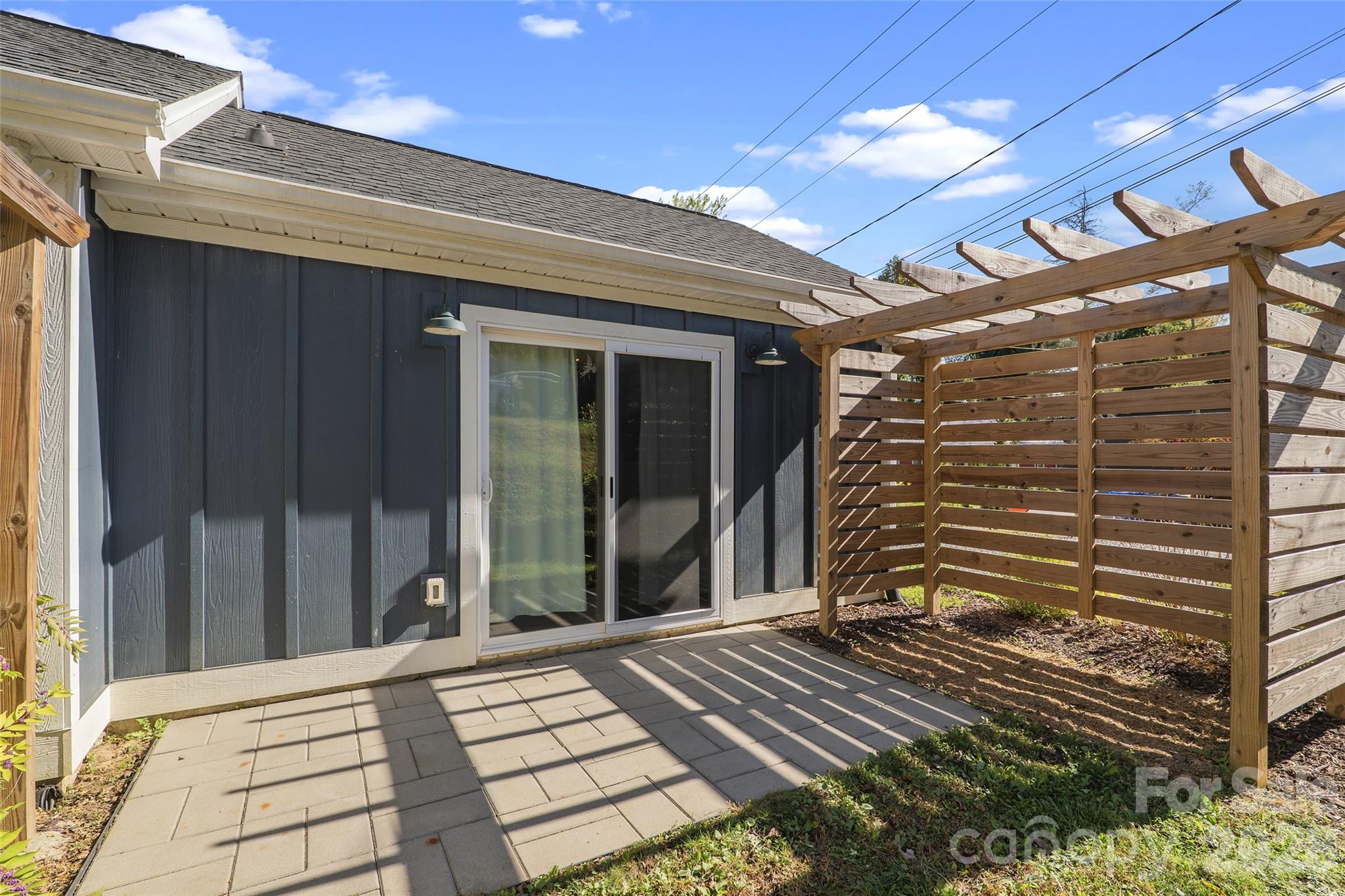 52 North Lane Property Photo 23