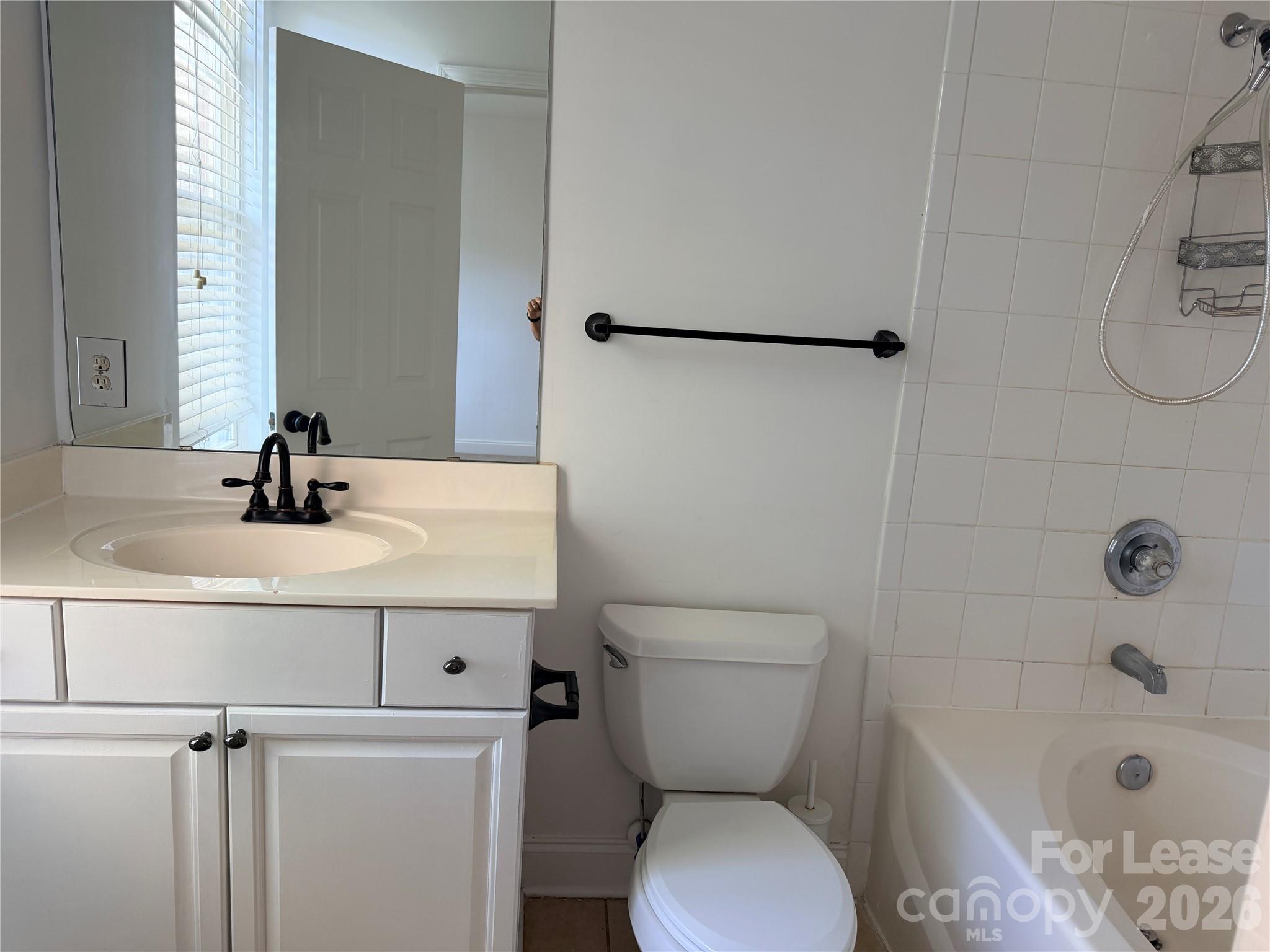 11017 Lancaster Park Drive Property Photo 17