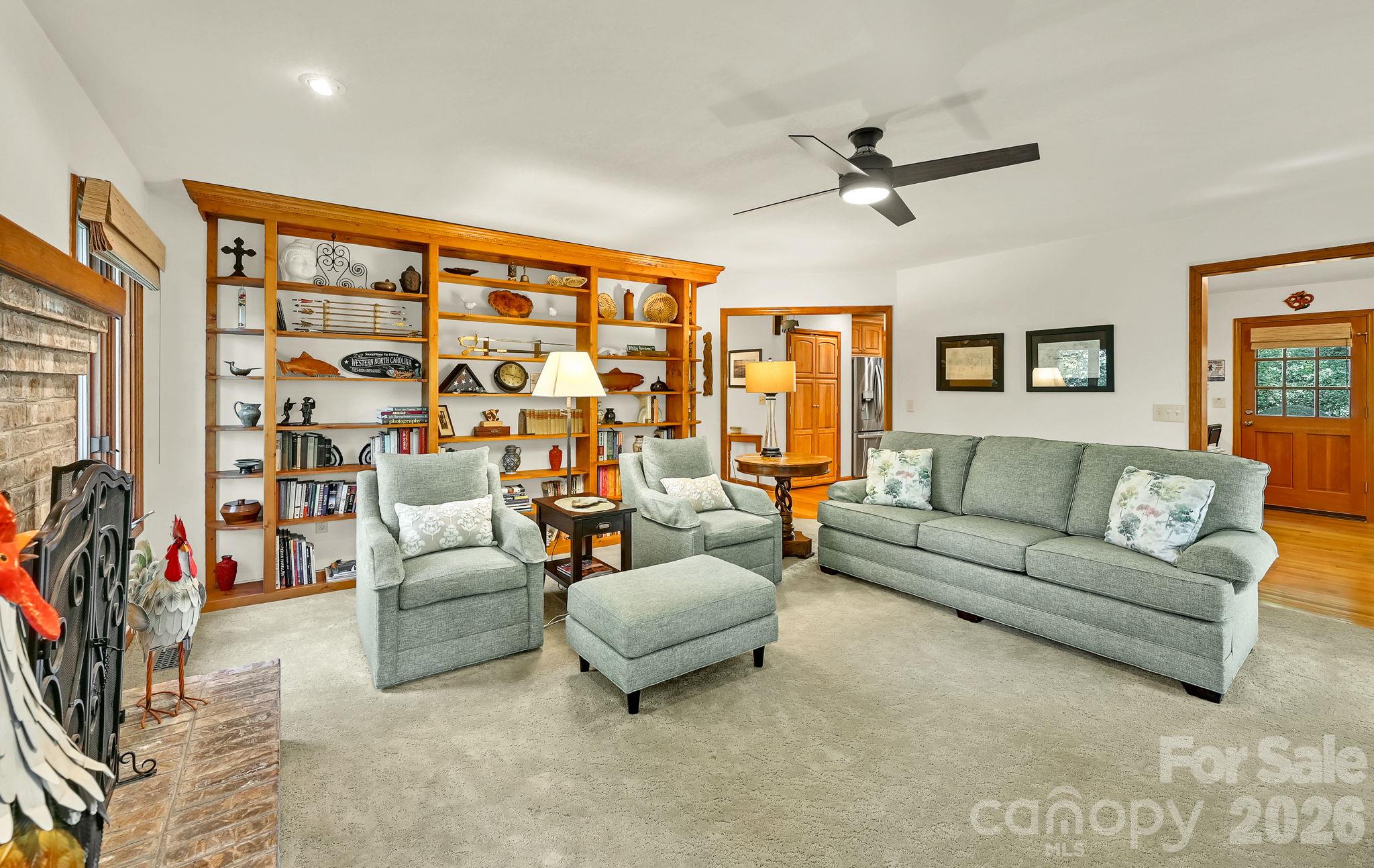 52 Oak Gate Drive Lo48 Property Photo 11