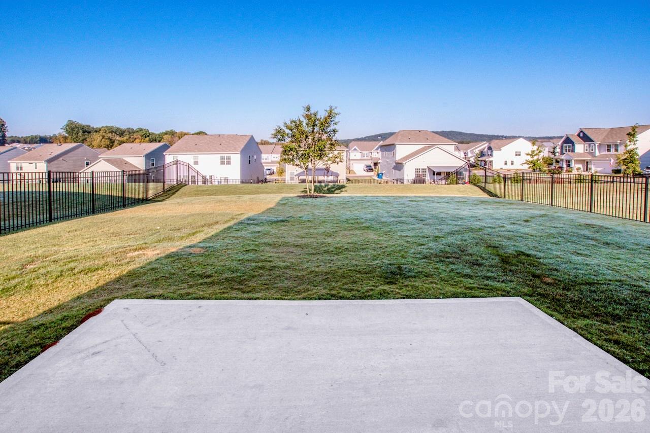 1944 Lowland Shade Court Property Photo 33