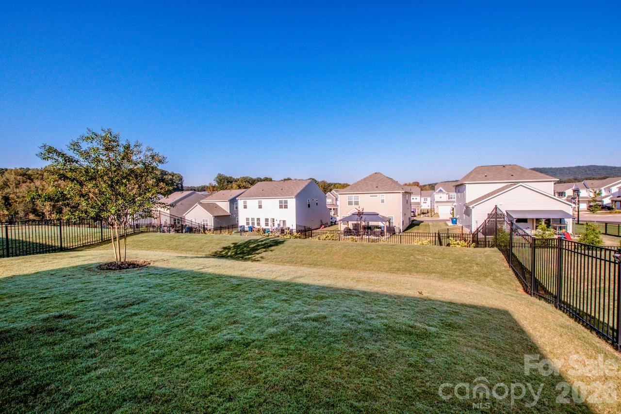 1944 Lowland Shade Court Property Photo 36