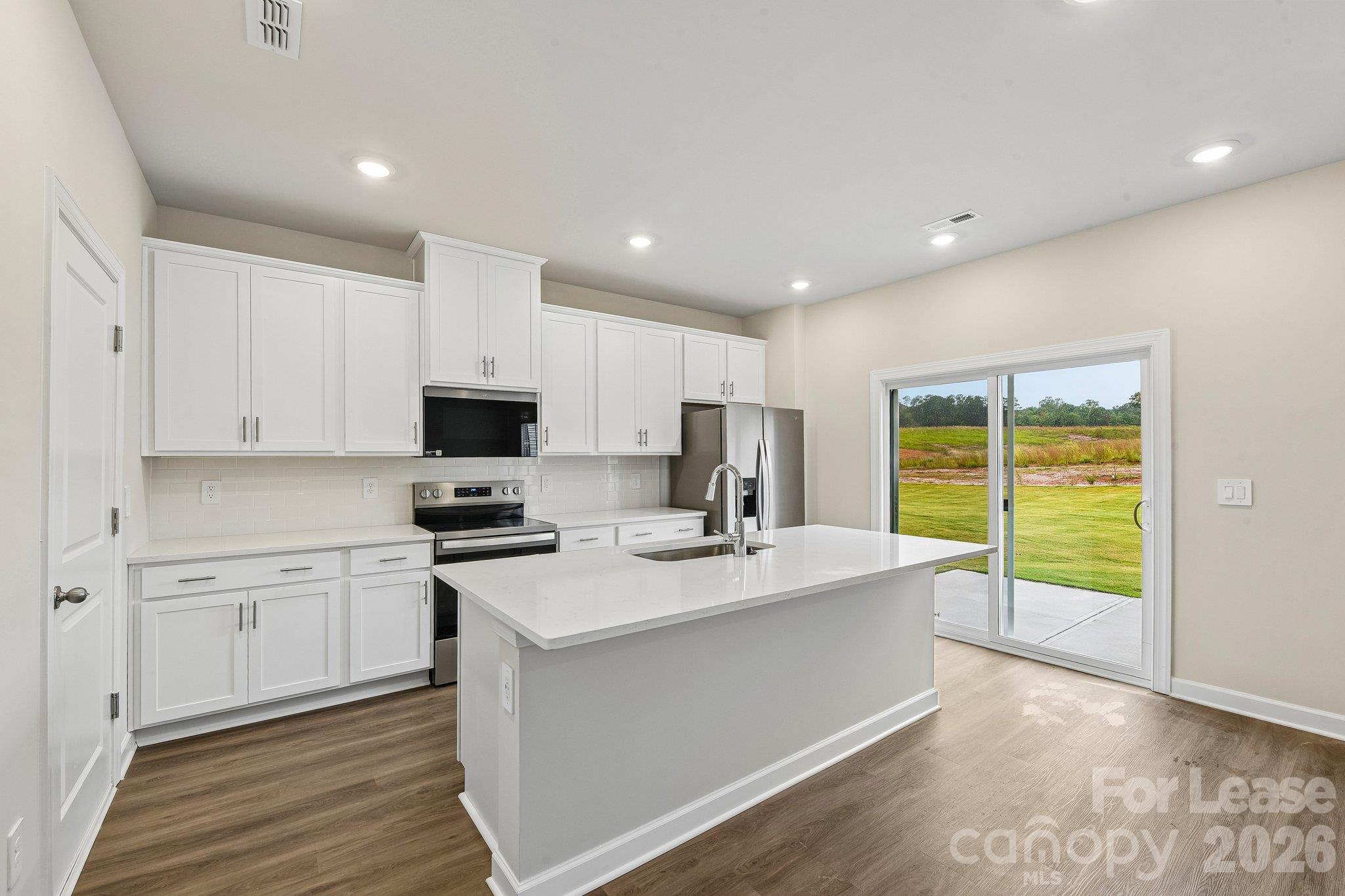1547 31st Street Property Photo 8