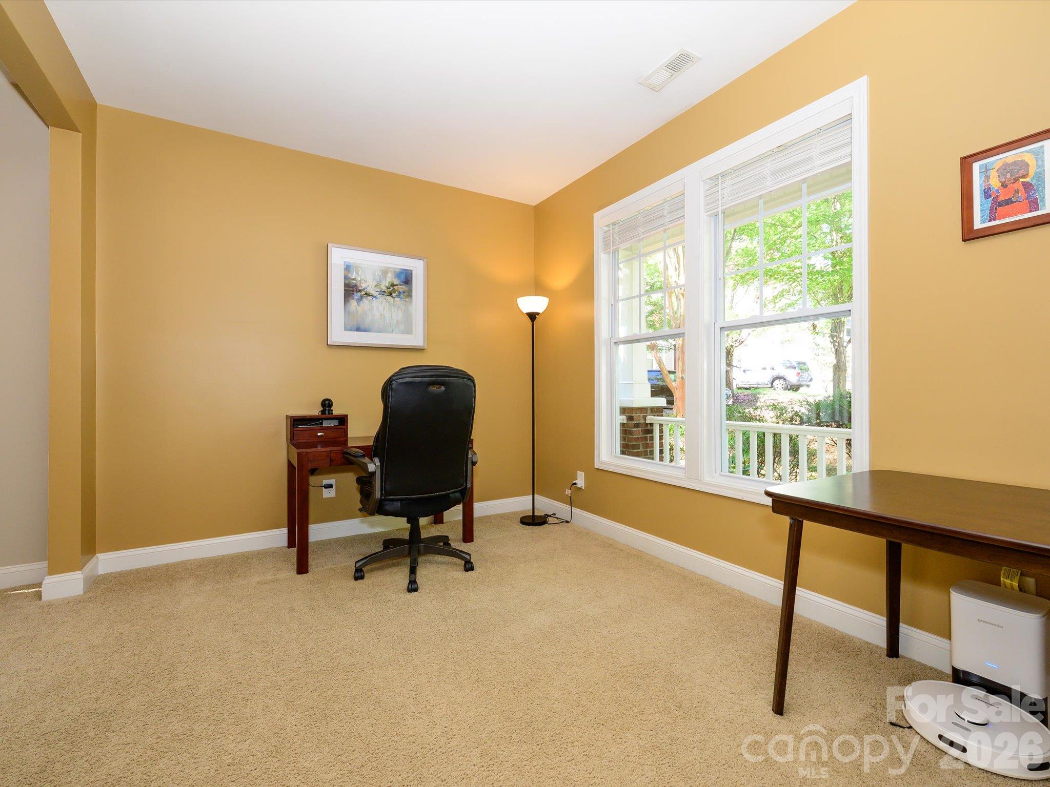 9833 Coatbridge Drive Property Photo 5