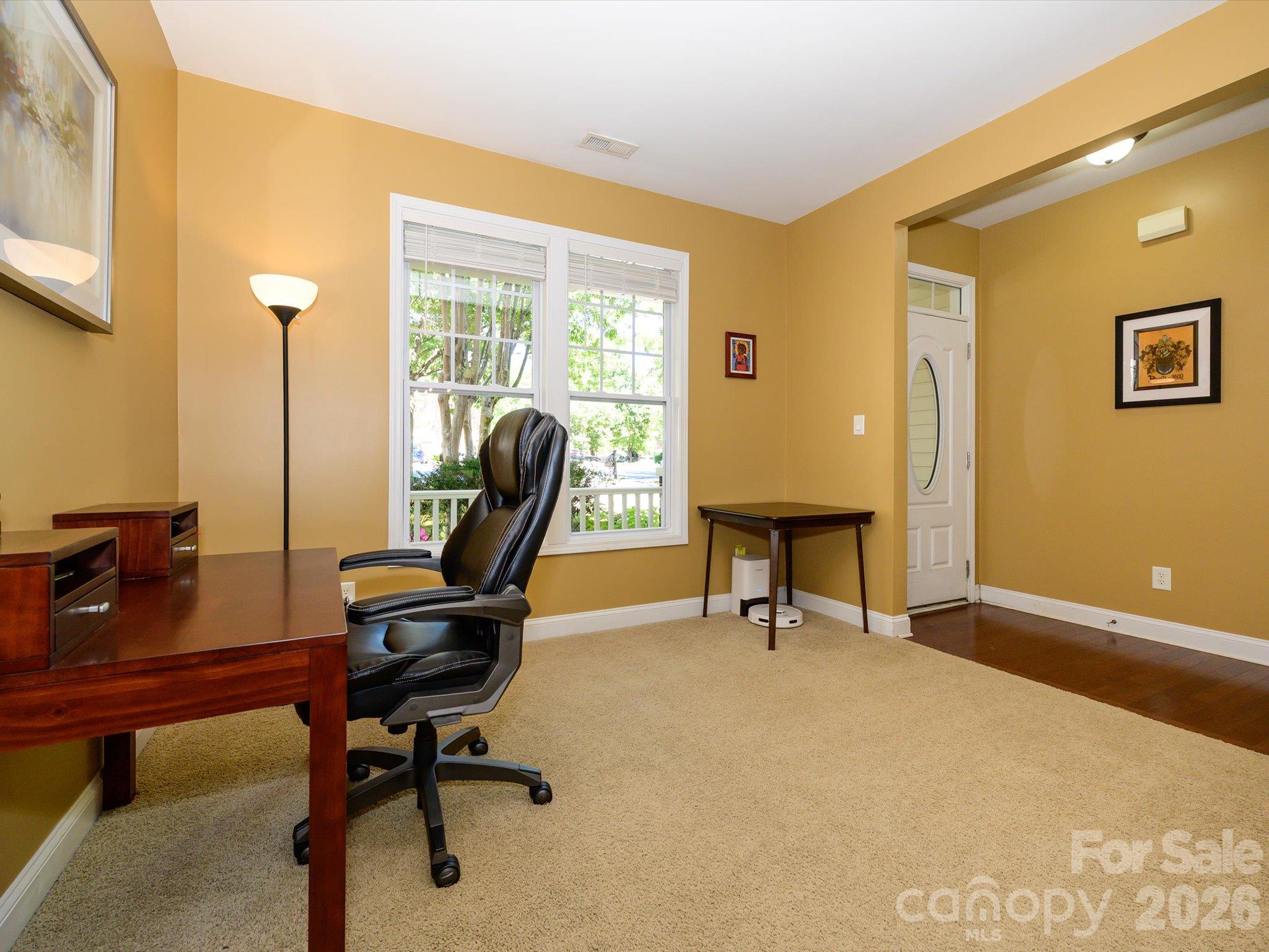 9833 Coatbridge Drive Property Photo 6
