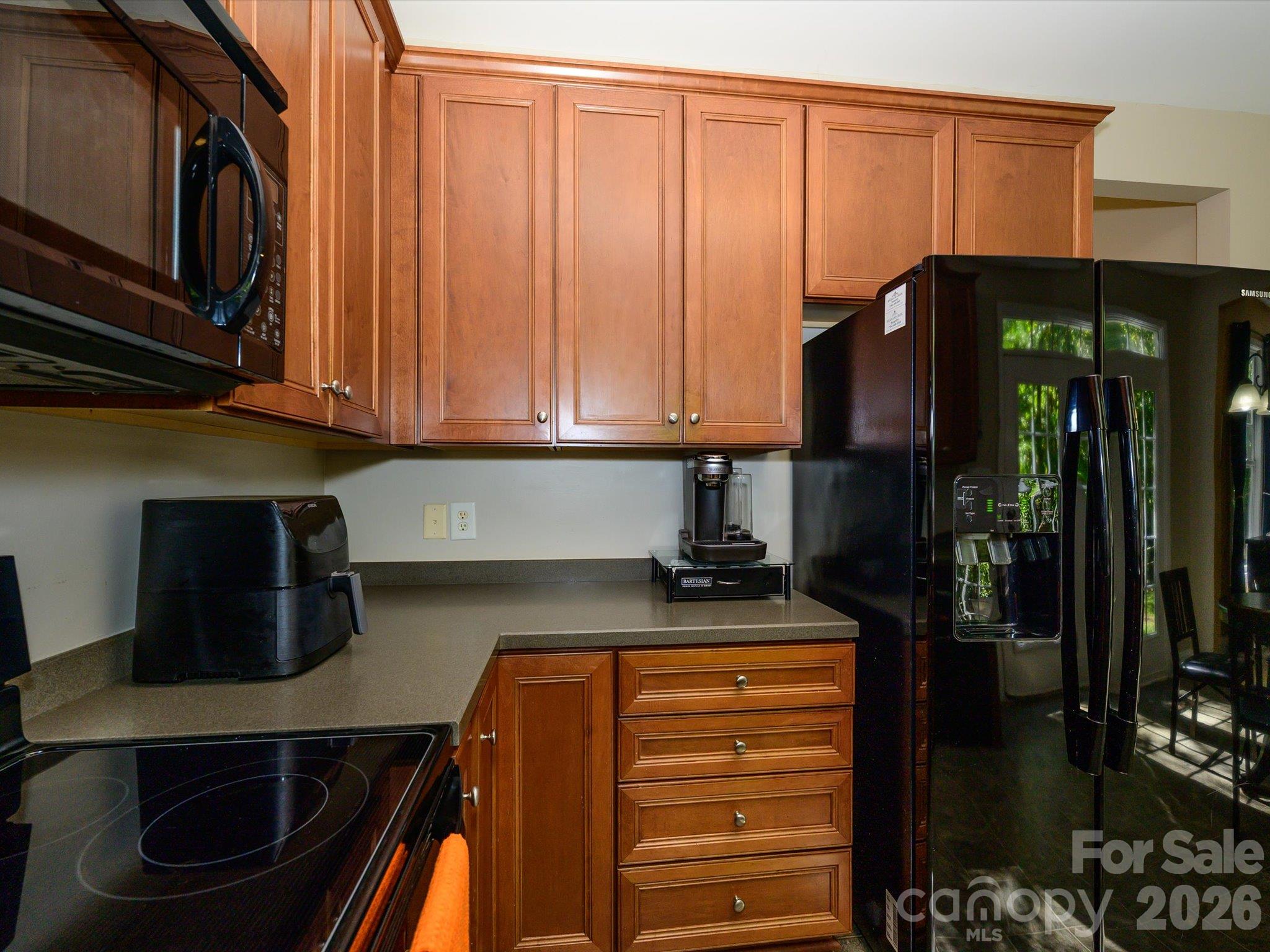 9833 Coatbridge Drive Property Photo 13