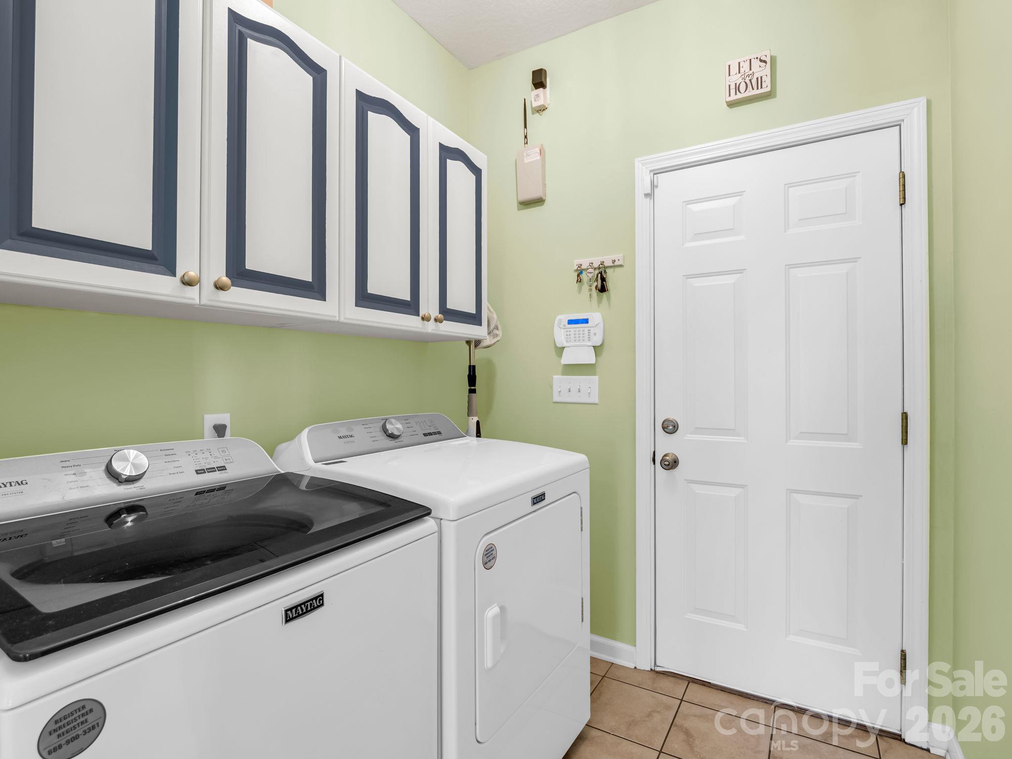 215 N Crab Meadow Drive Property Photo 42