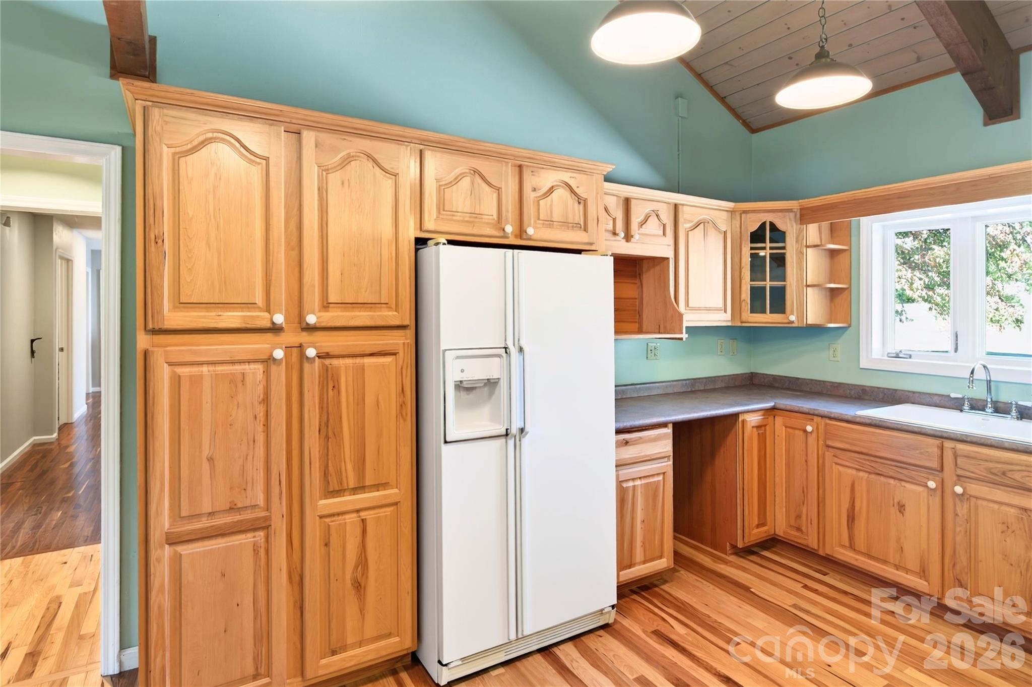 130 Center Avenue Property Photo 12