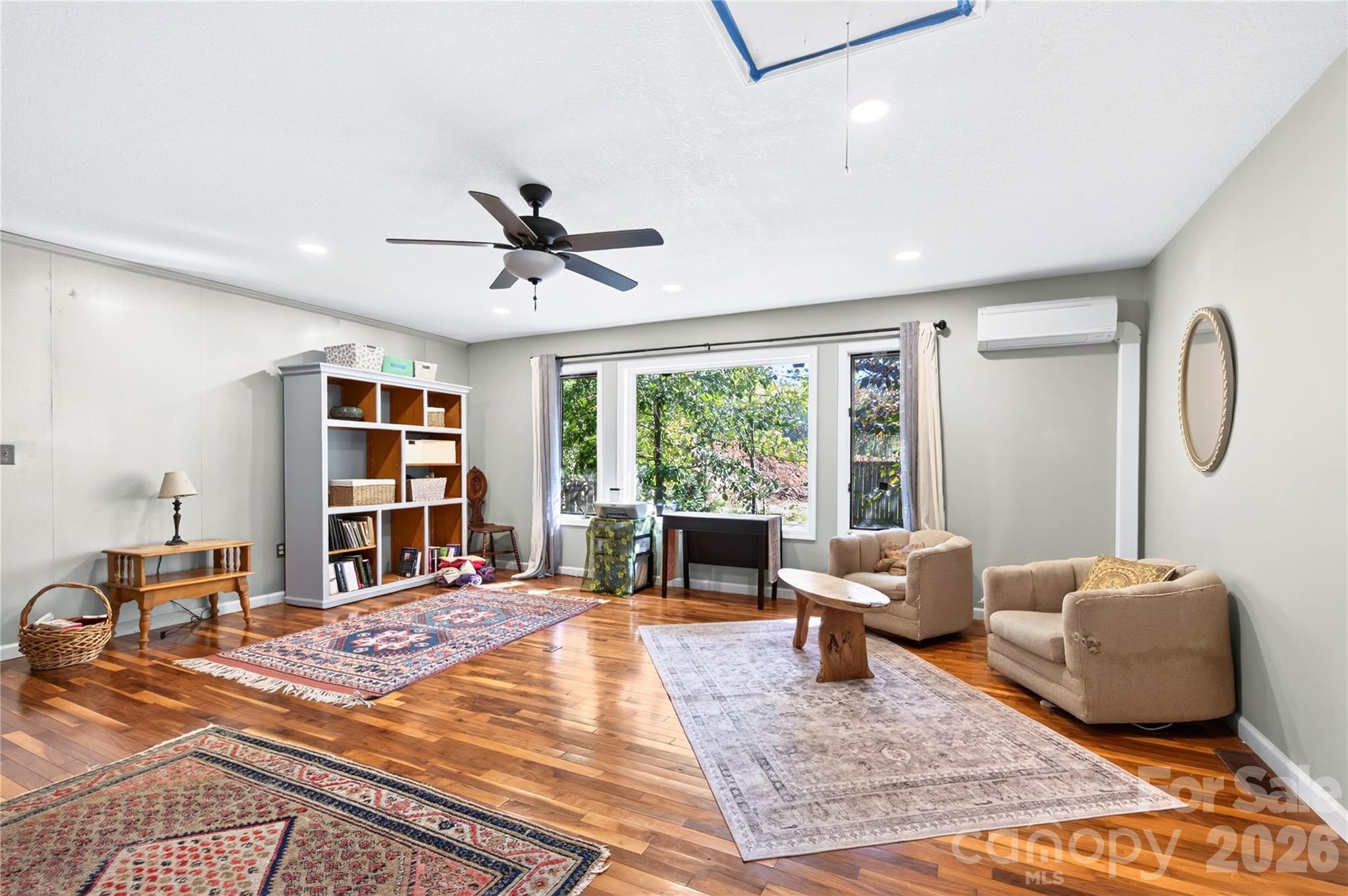 130 Center Avenue Property Photo 19