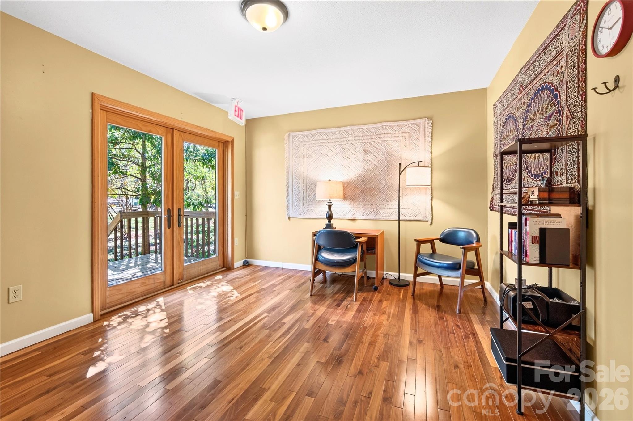 130 Center Avenue Property Photo 26